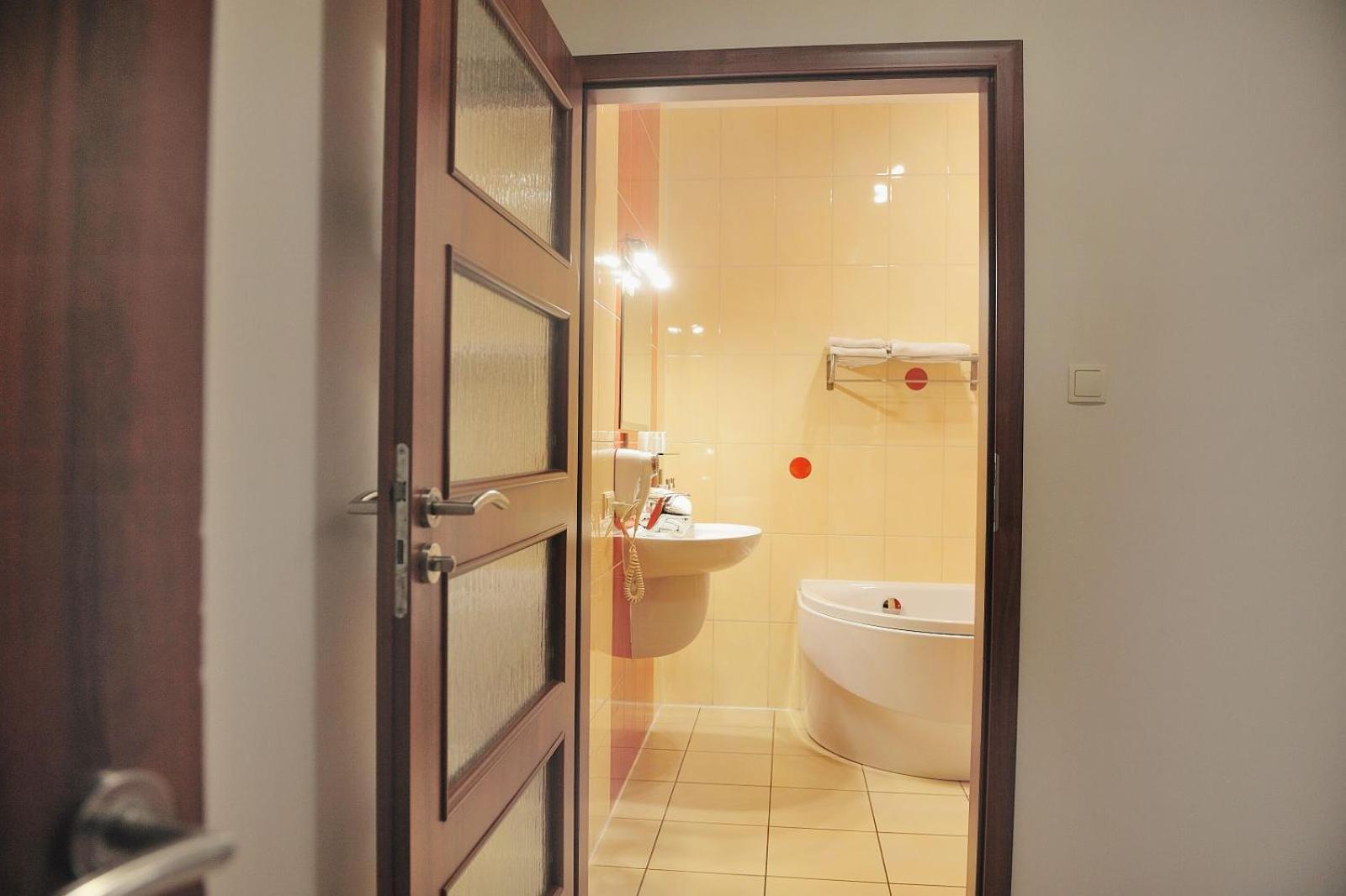 King Apartment - Photo 11