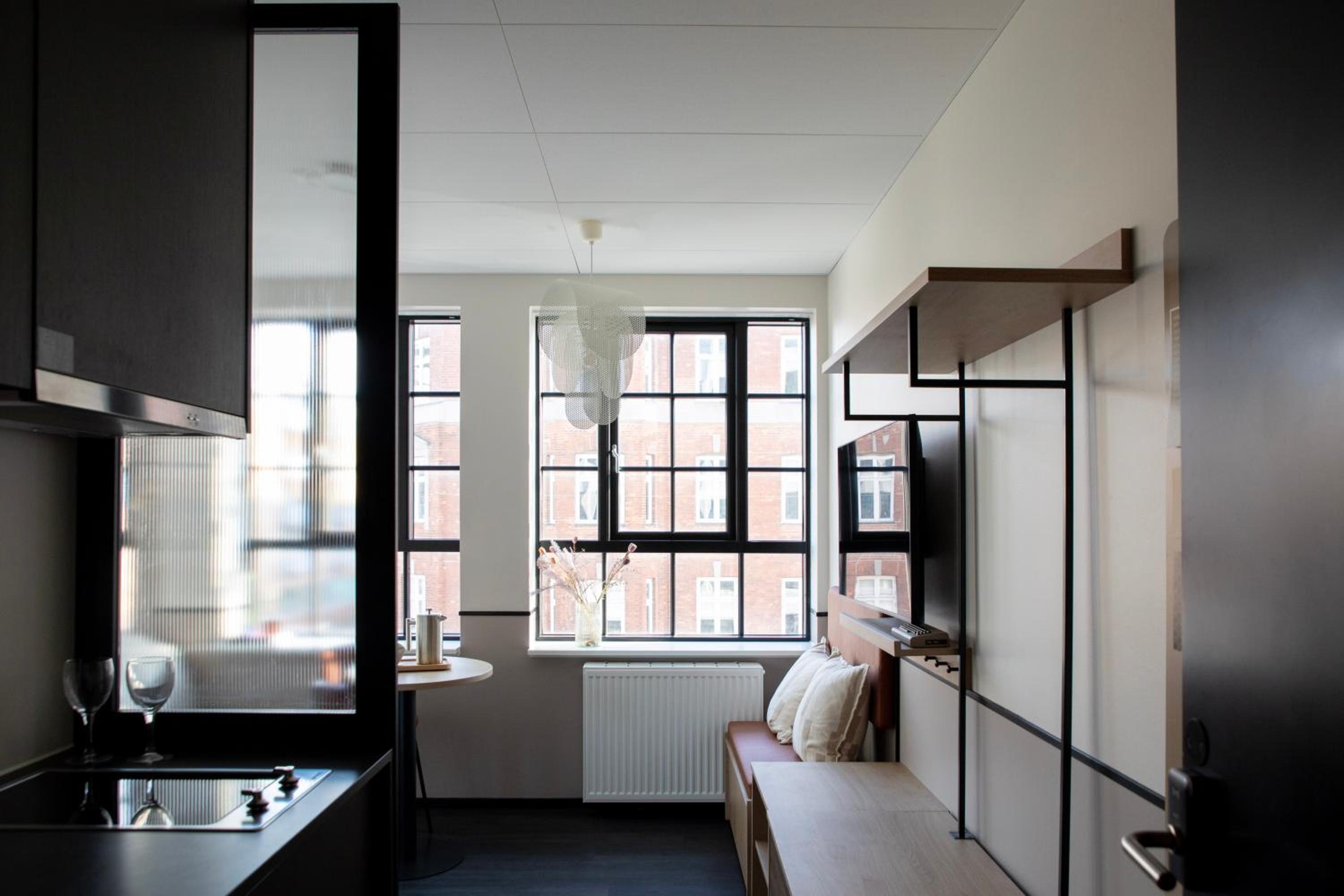 Original Studio with Kitchen photo 1