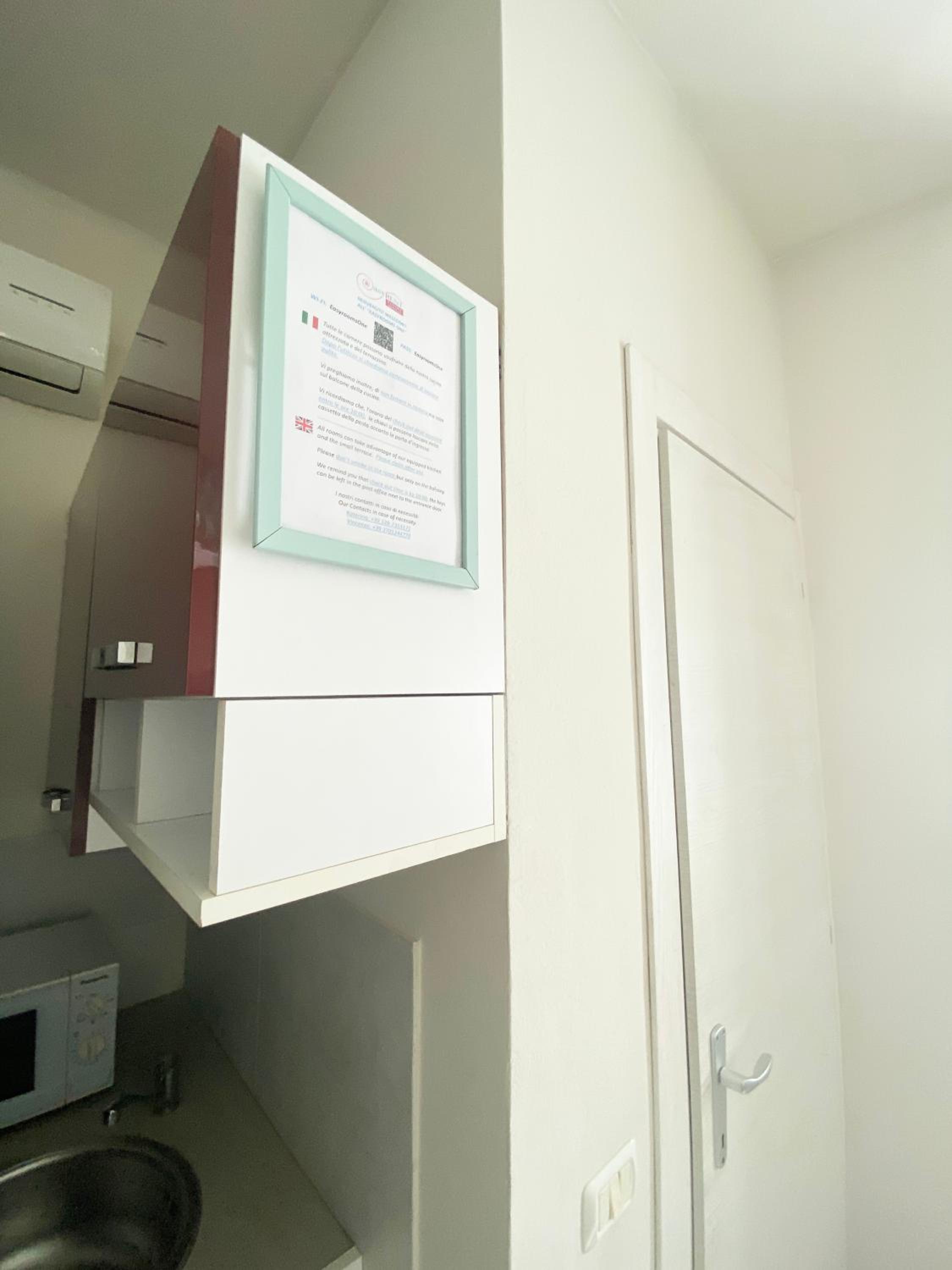 Double Room - Photo 16