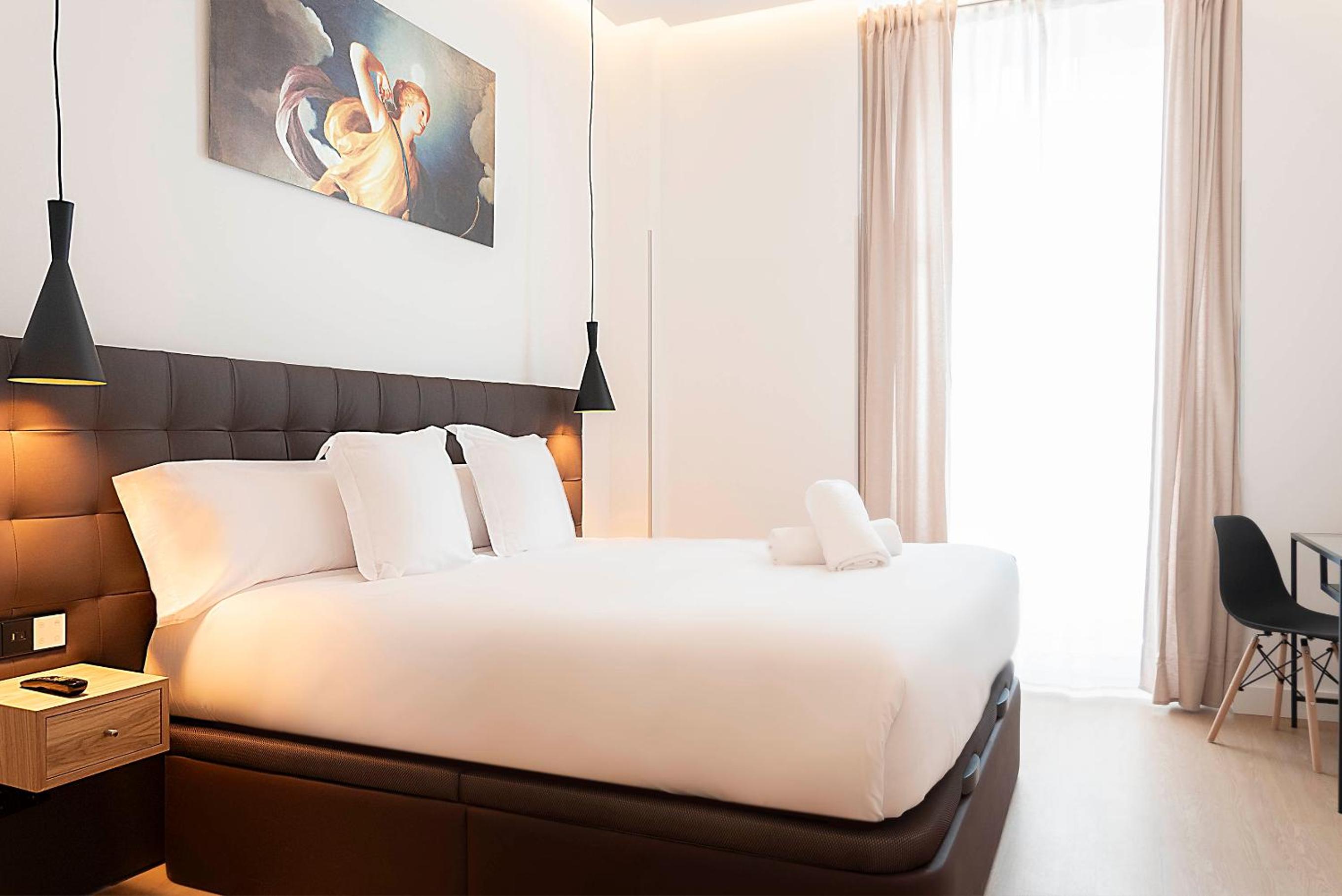 Family Suite with Balcony photo 2
