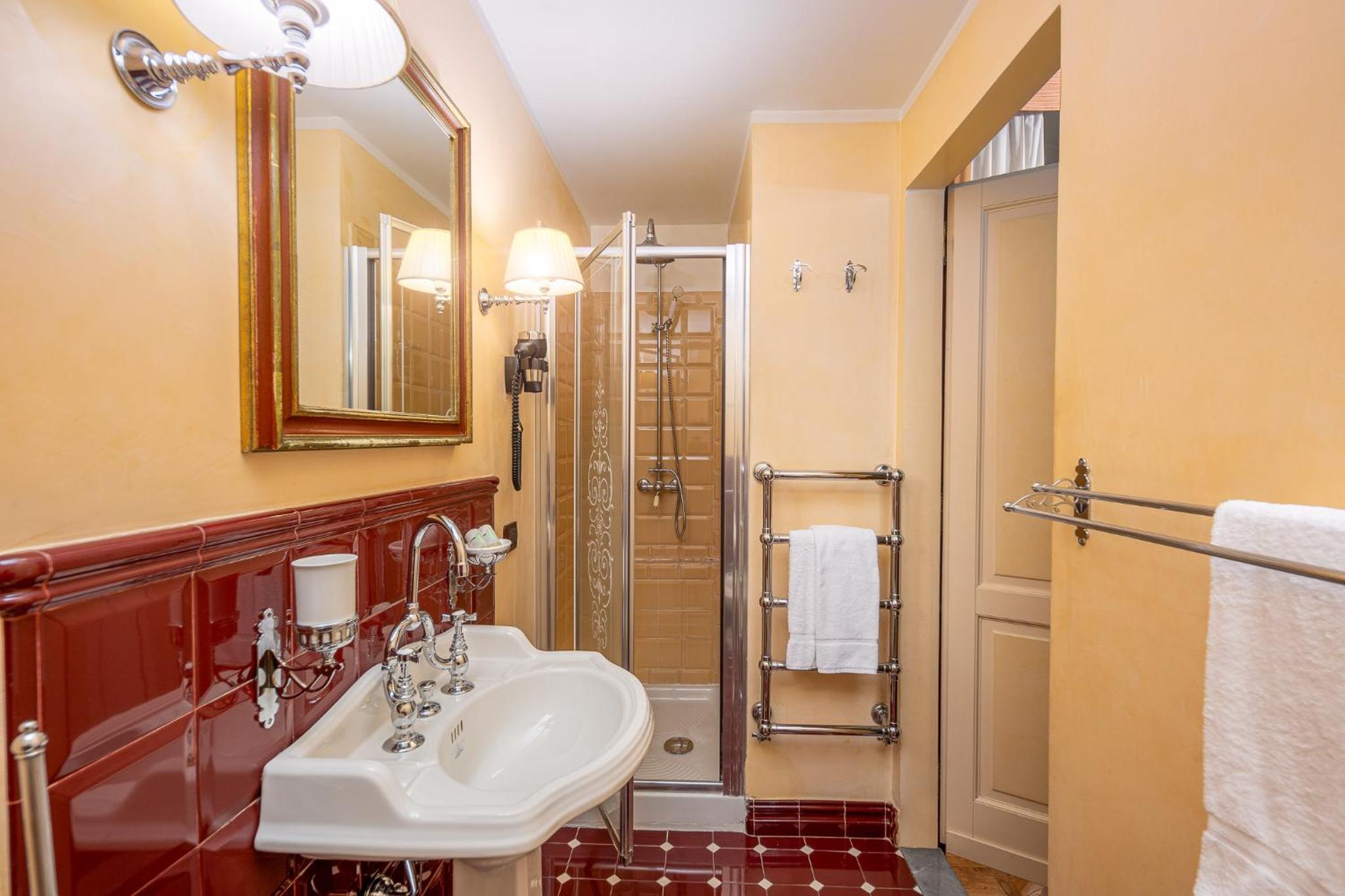 Small Double Room photo 2