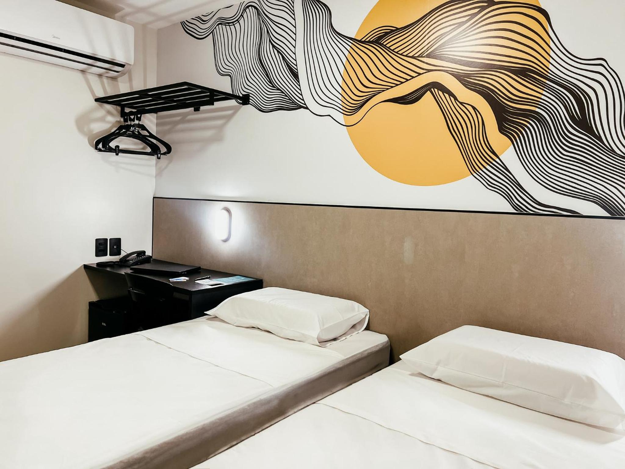 Standard Twin Room photo 1