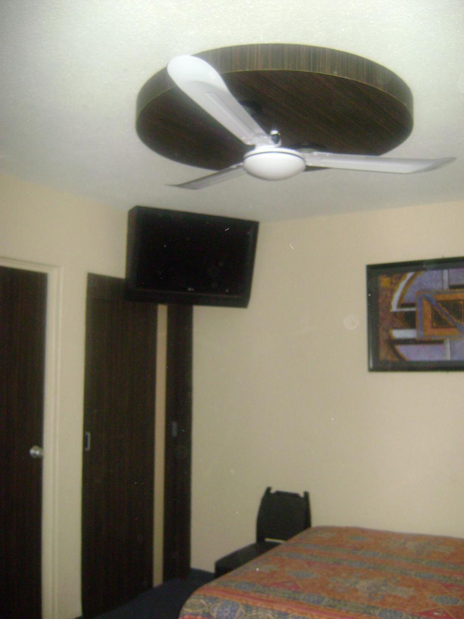 Suite - Photo 4