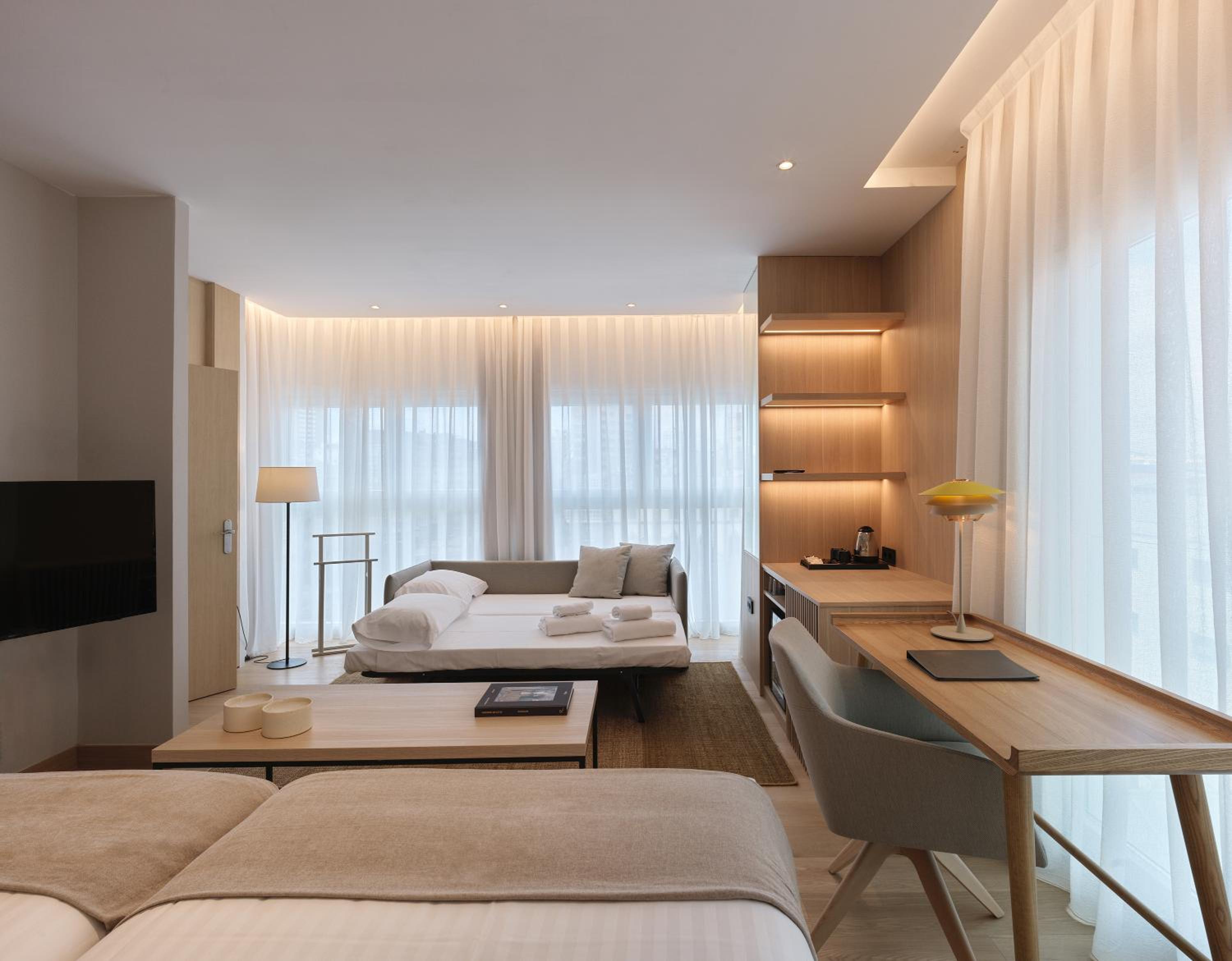 Junior Suite with Sofa Bed - Photo 1