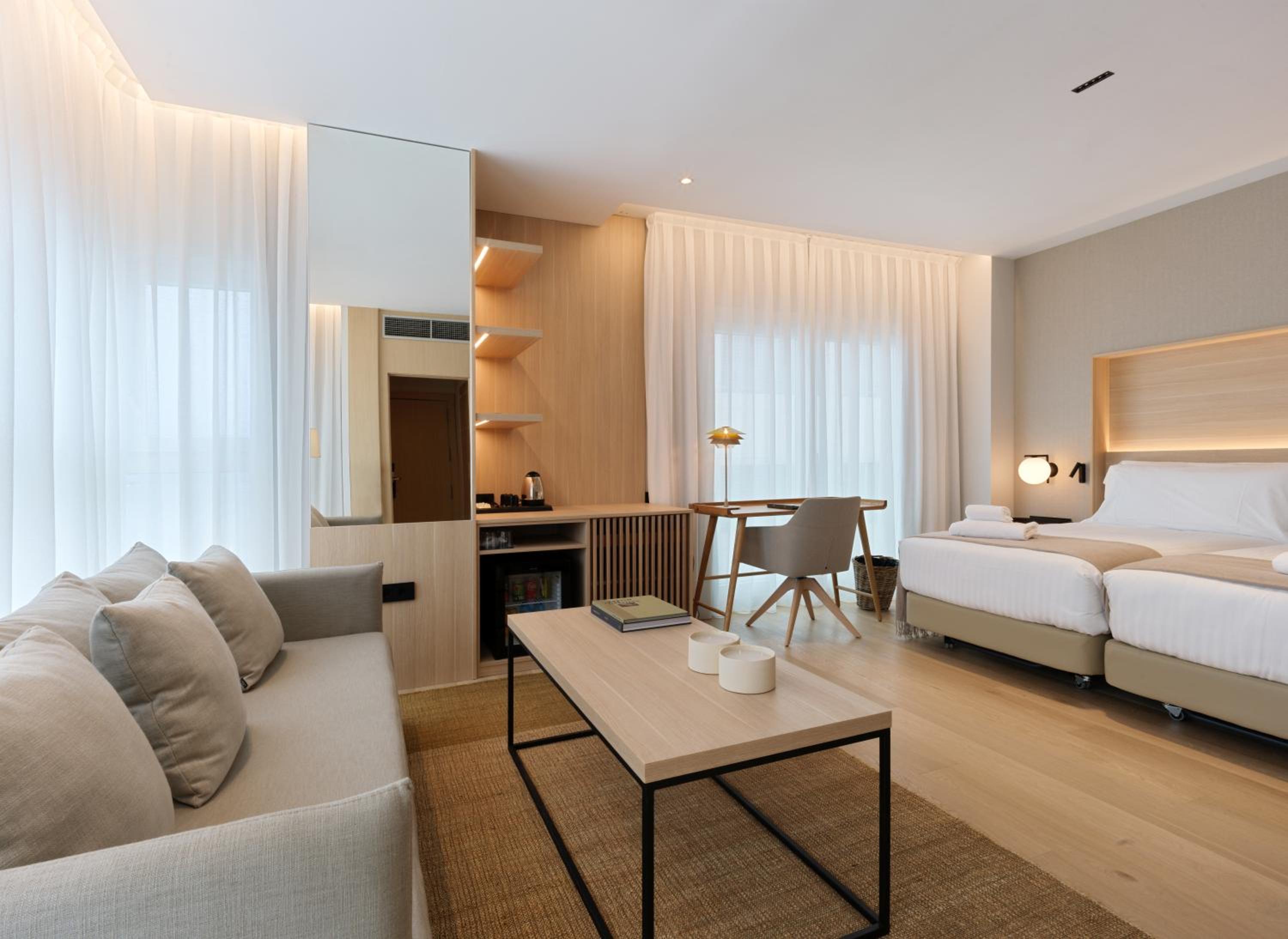 Junior Suite - Photo 1