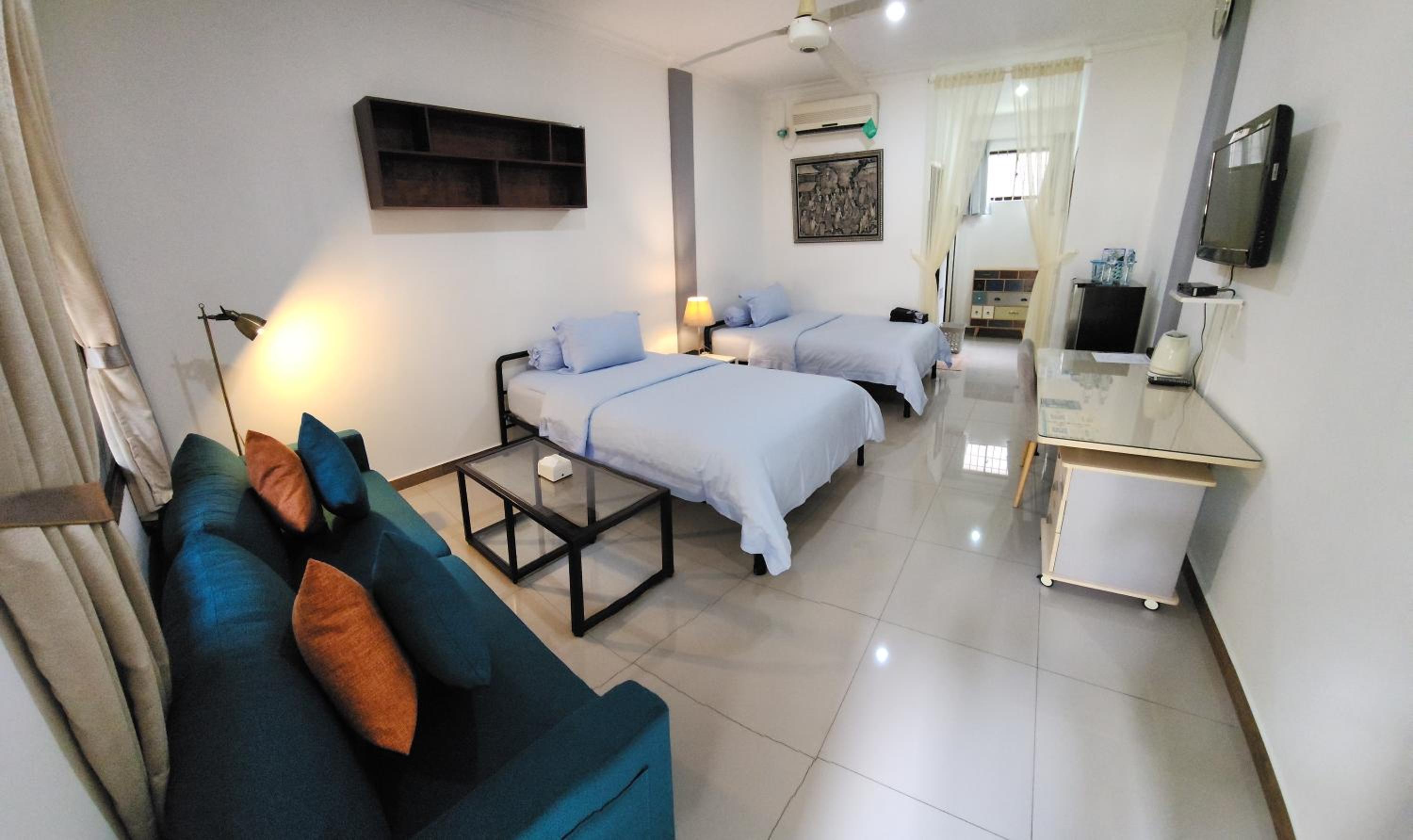 Large Twin Room photo 1