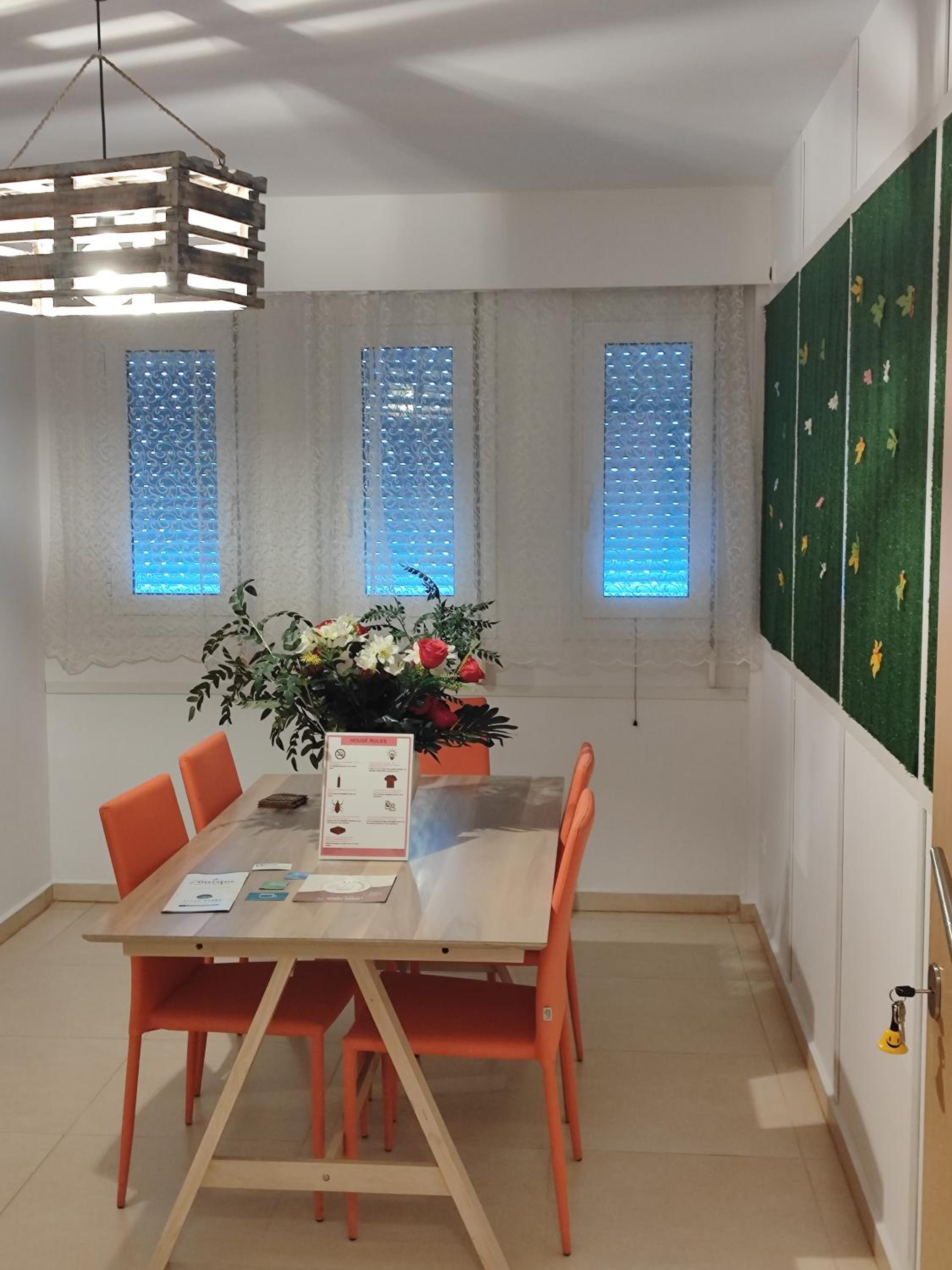 Two-Bedroom Apartment - Photo 29