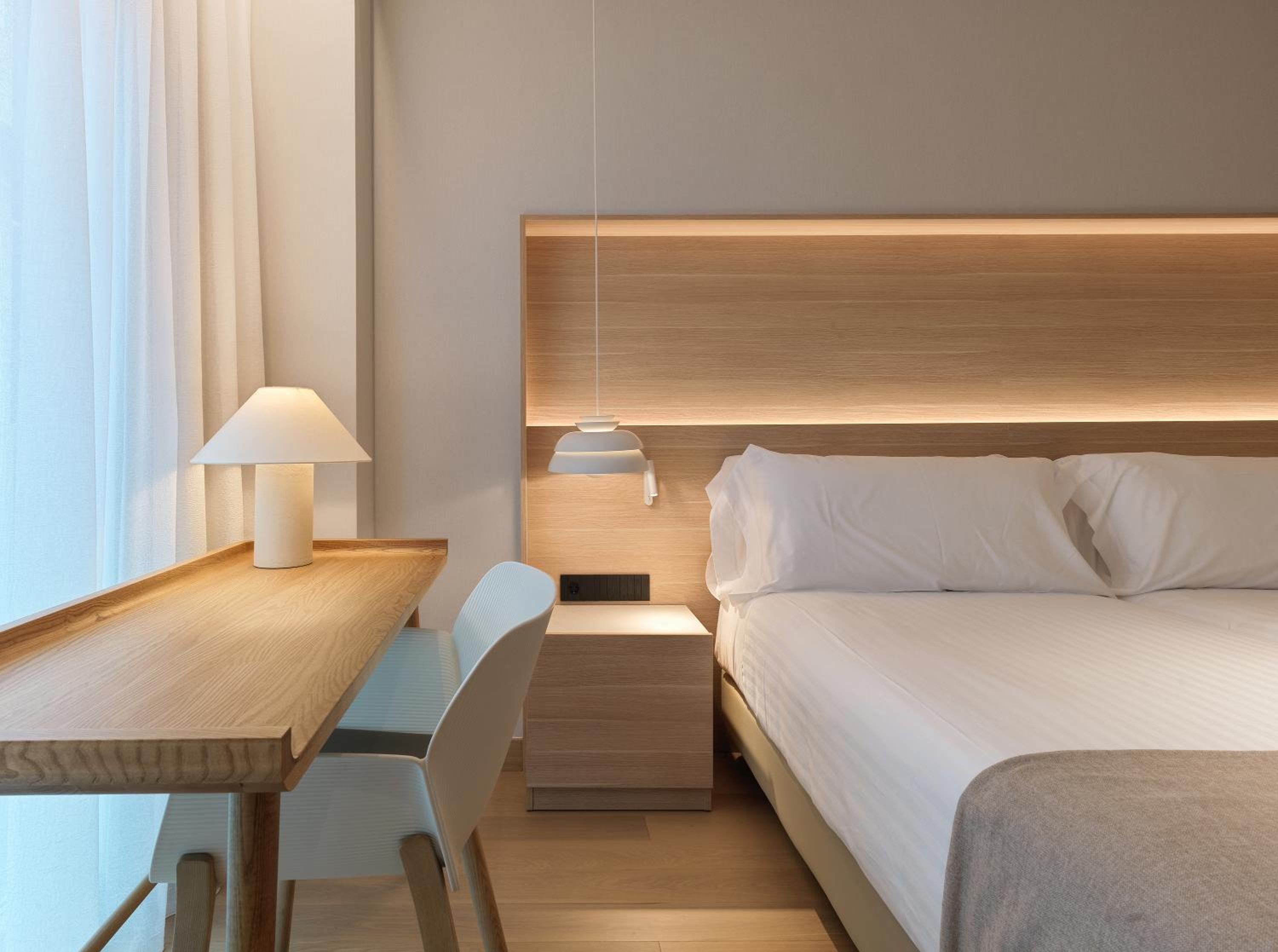 Double or Twin Room - Photo 10