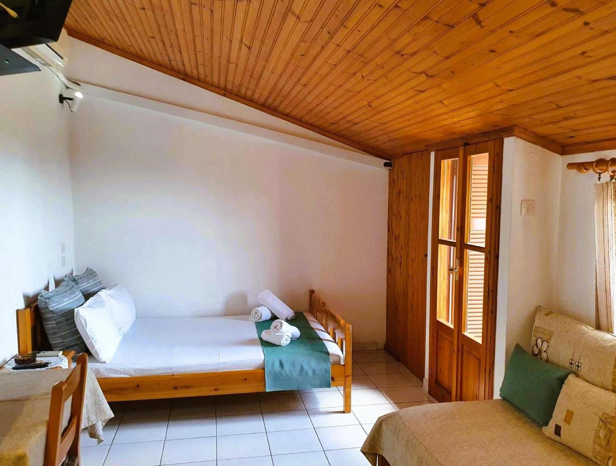 Studio with Sea View (3 Adults) photo 1