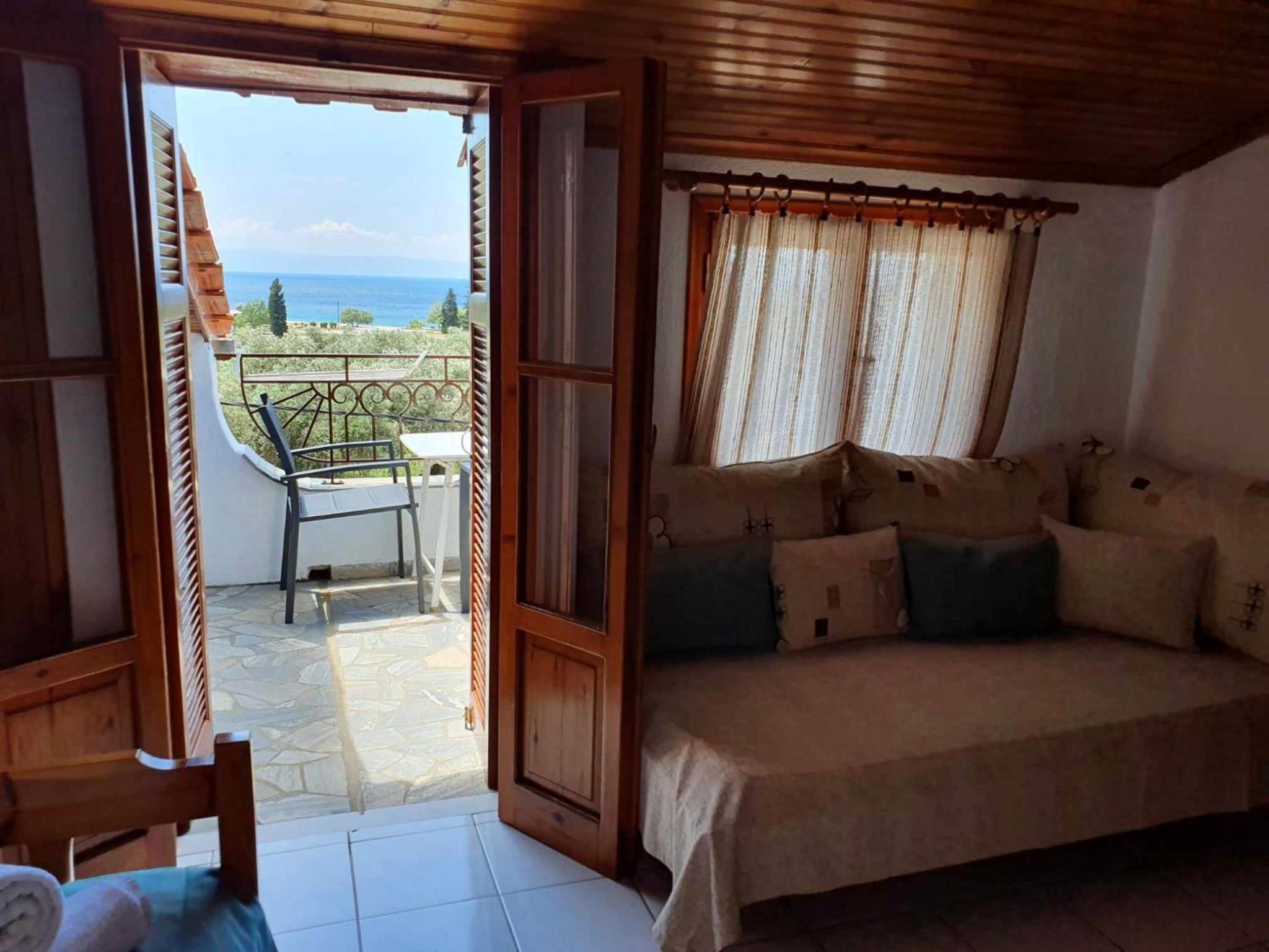 Studio with Sea View (3 Adults) photo 2