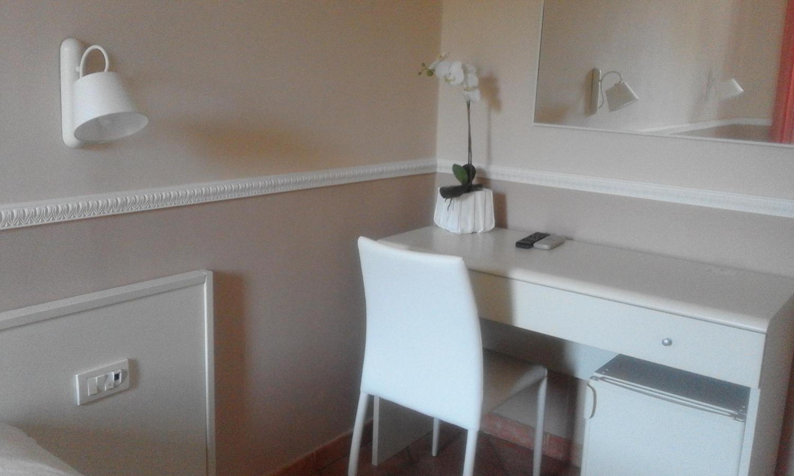Quadruple Room - Photo 6