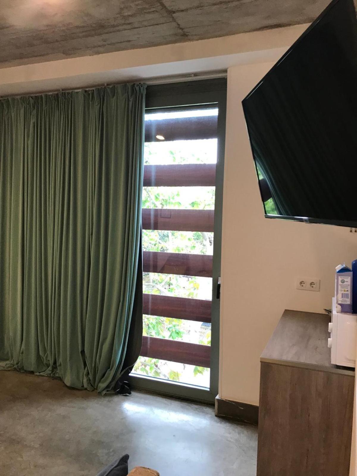 Double Room - Photo 8