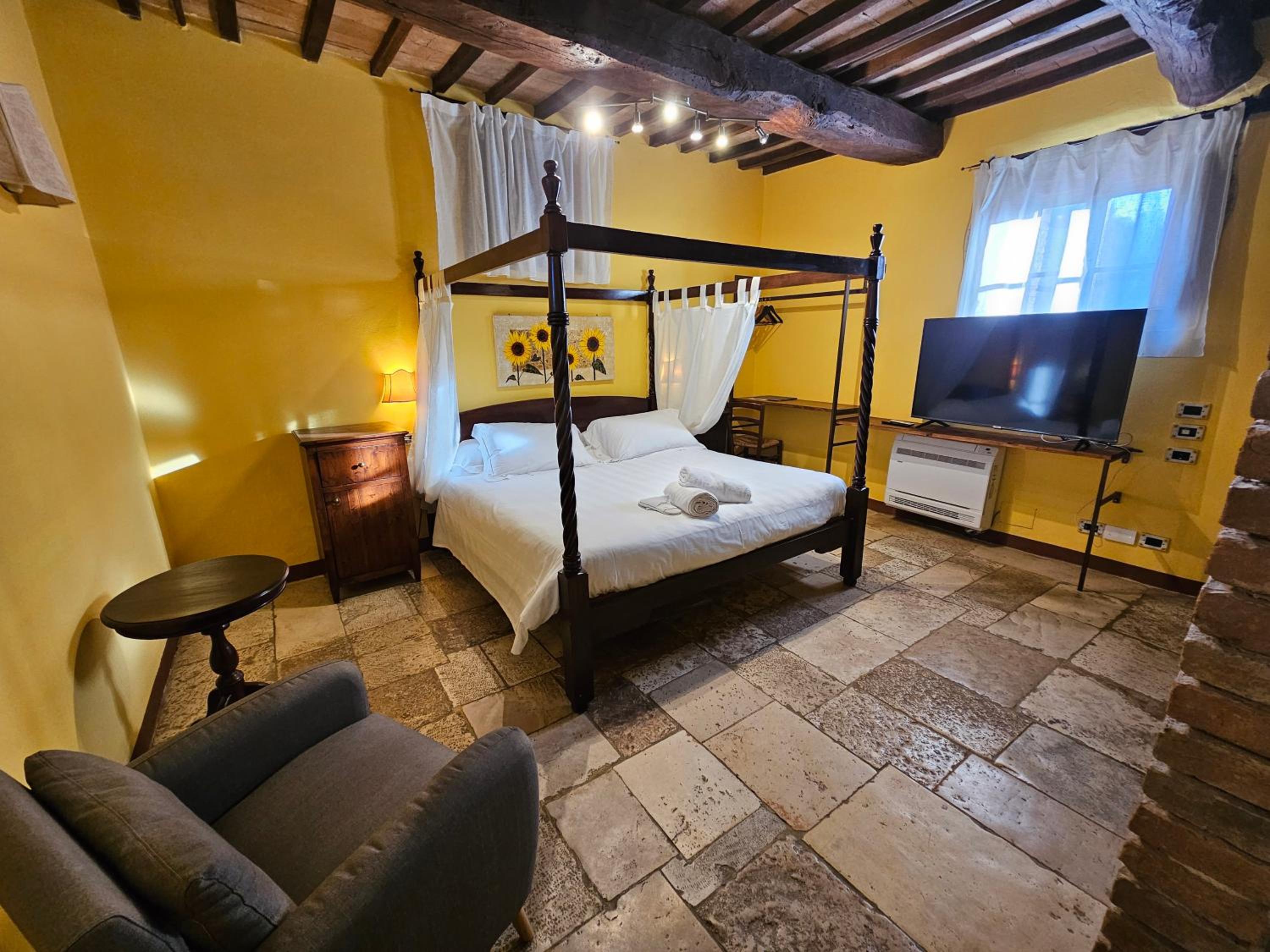 Junior Suite - Photo 9