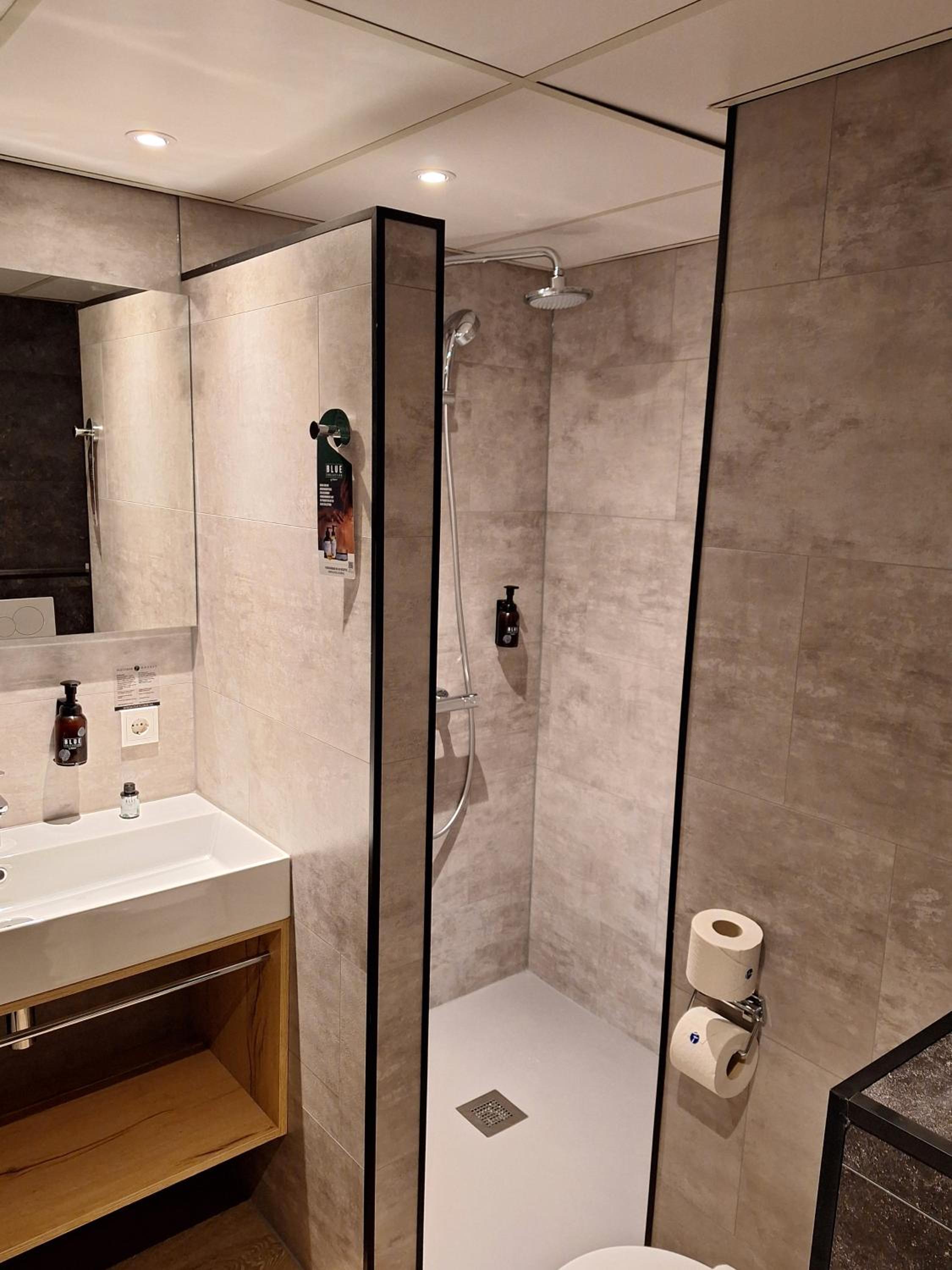 Junior Suite - Photo 11