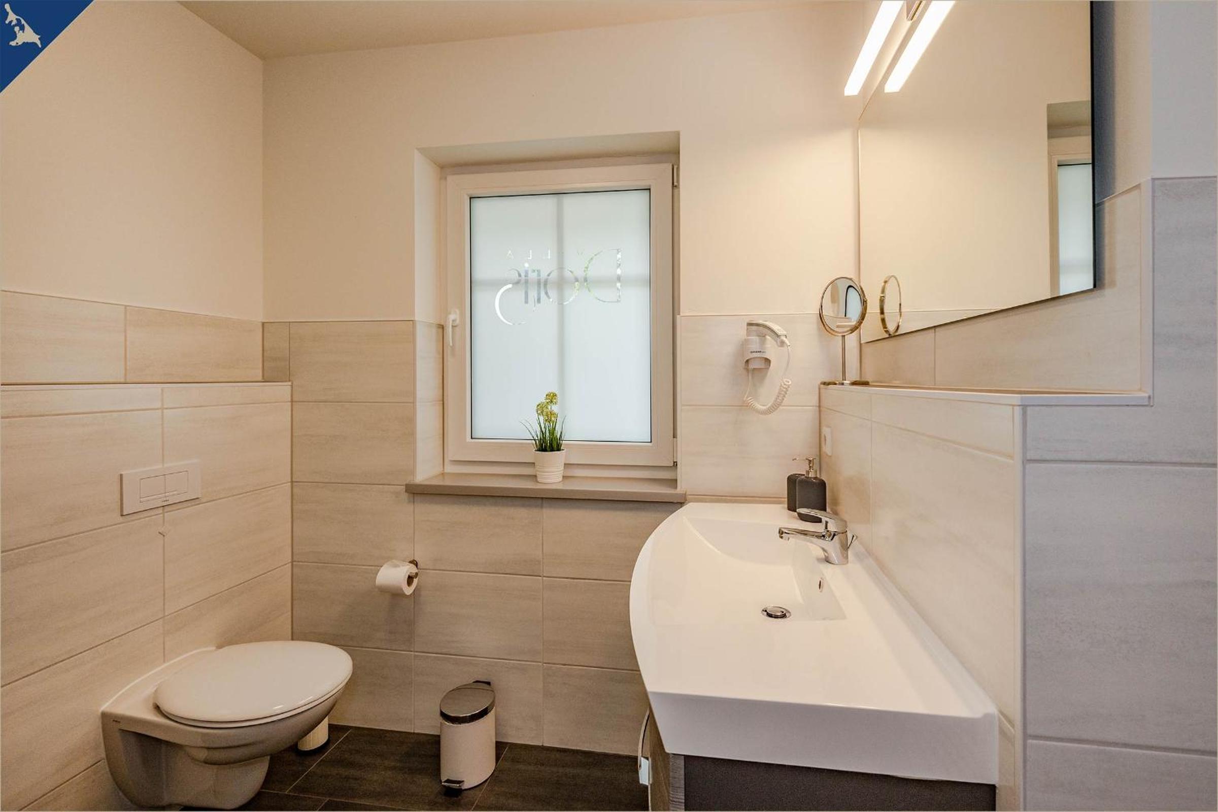 Apartment with Terrace photo 3