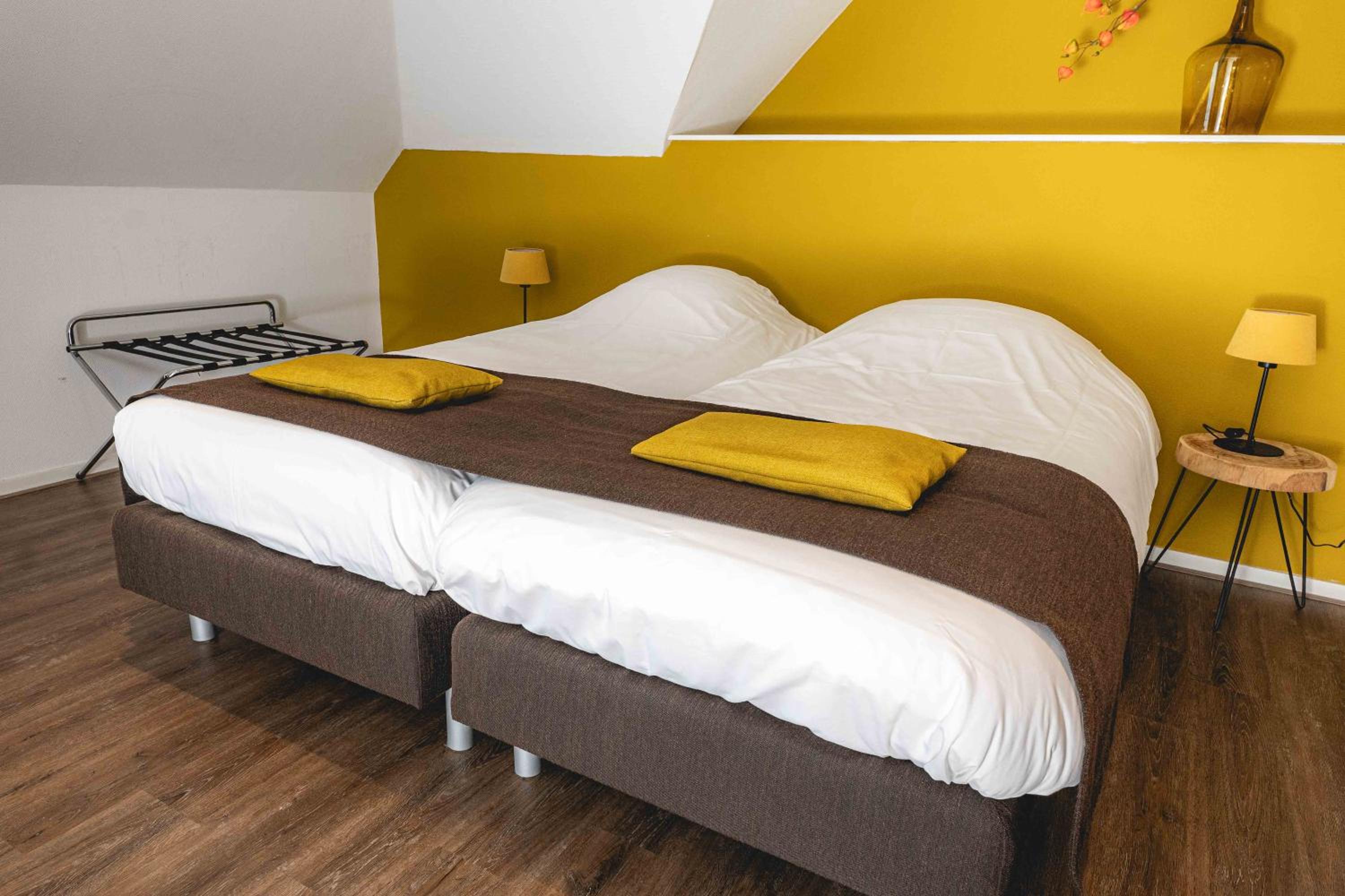 Standard Double Room - Photo 5