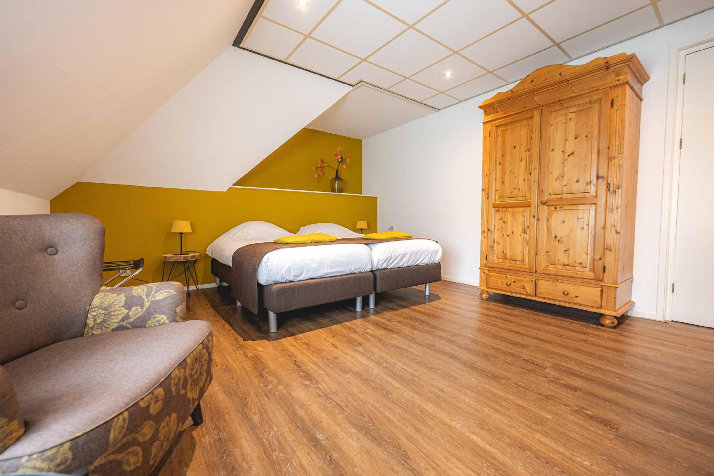 Standard Double Room - Photo 1