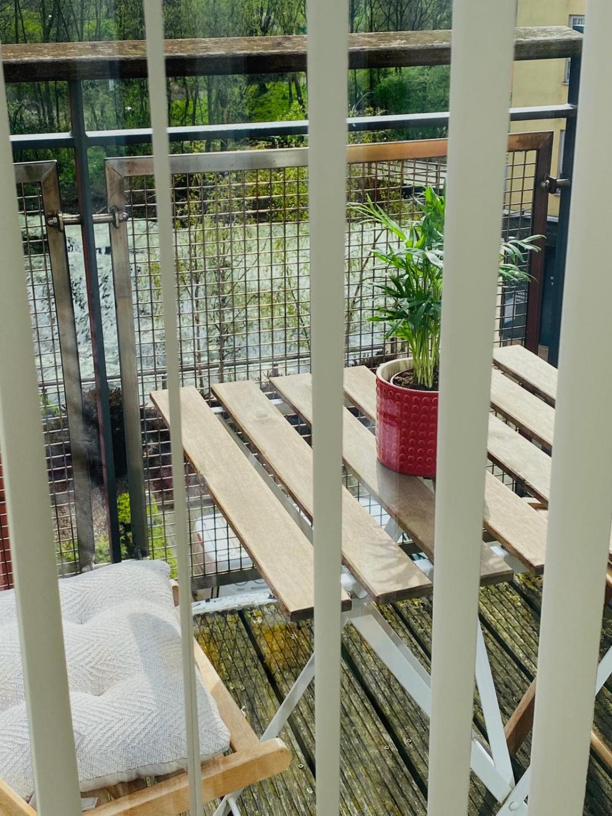 Deluxe Double Room with Balcony photo 3