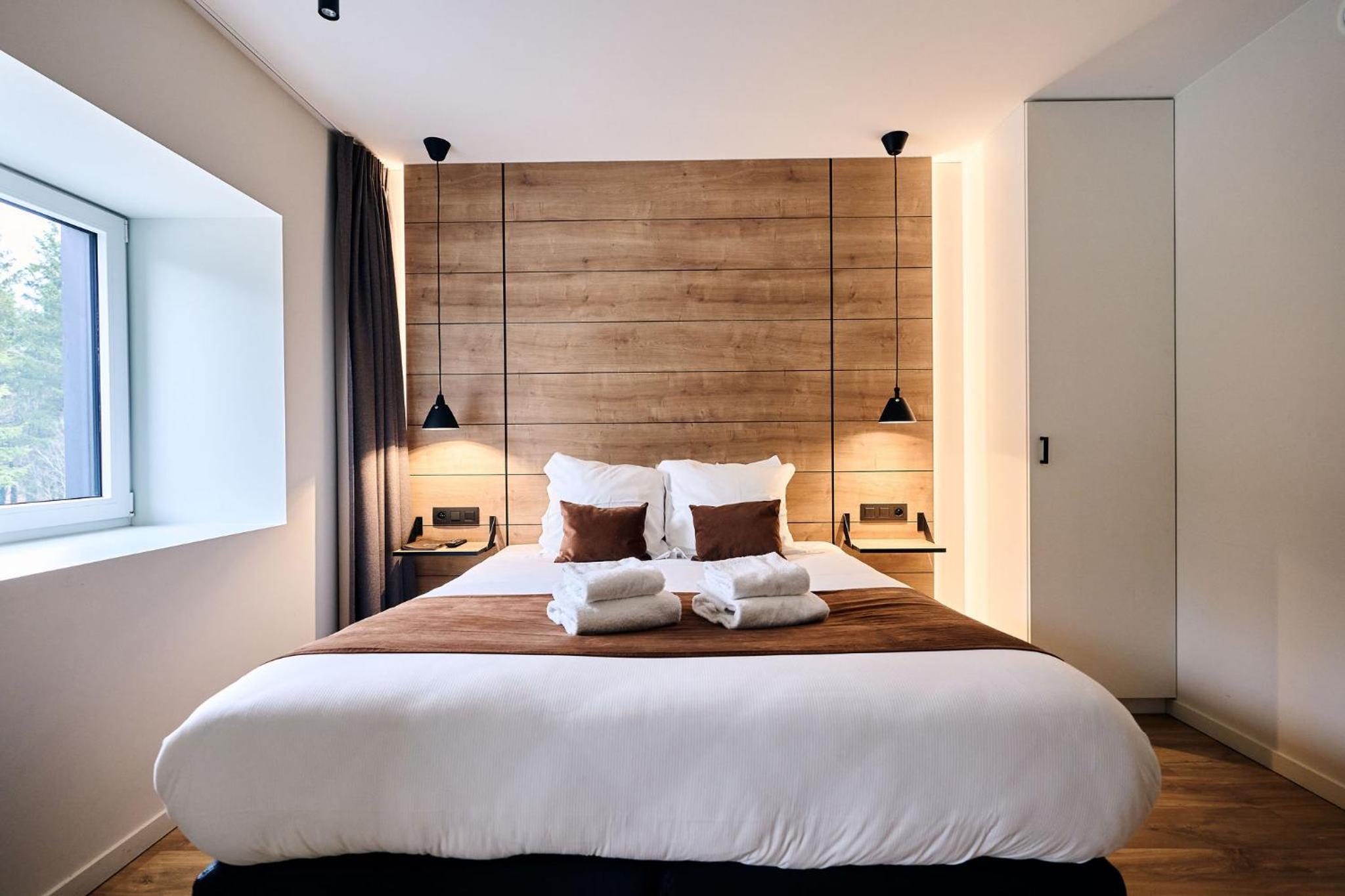 Double Room with Street View - Photo 12