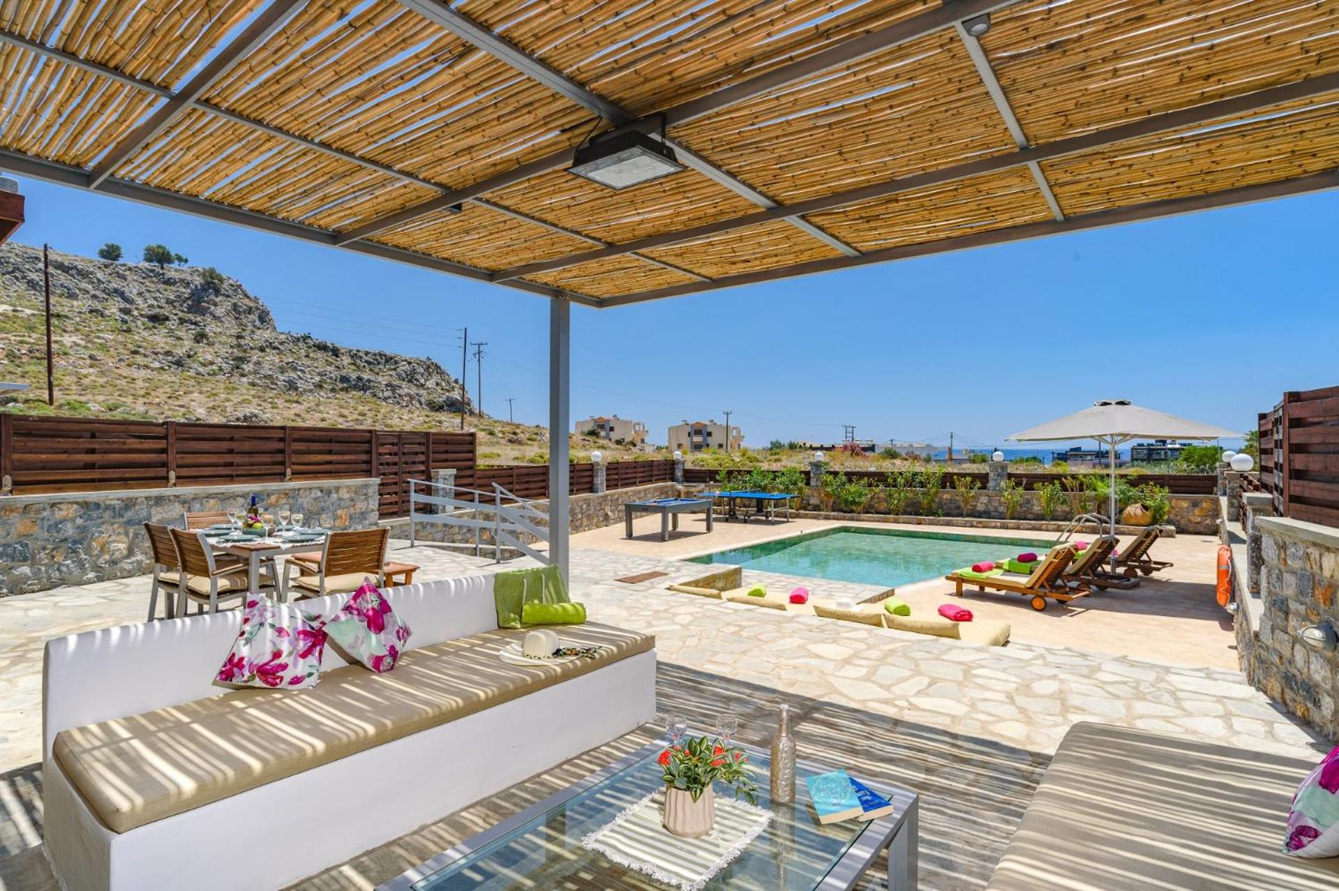 Villa photo 2