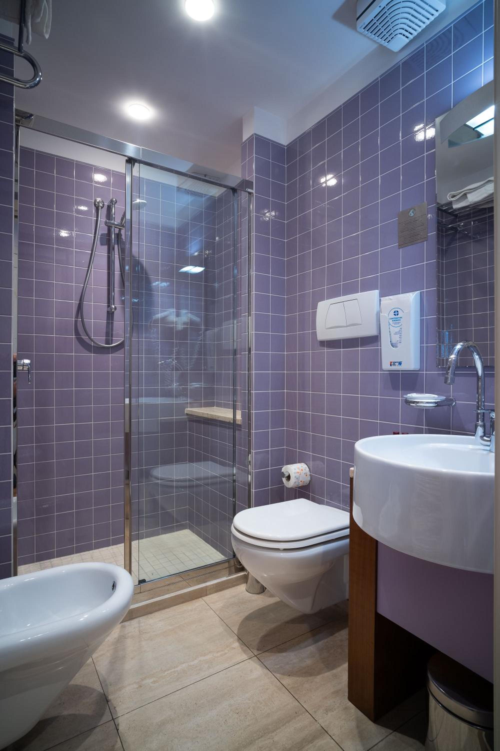 Junior Suite (2 Adults) - Photo 4