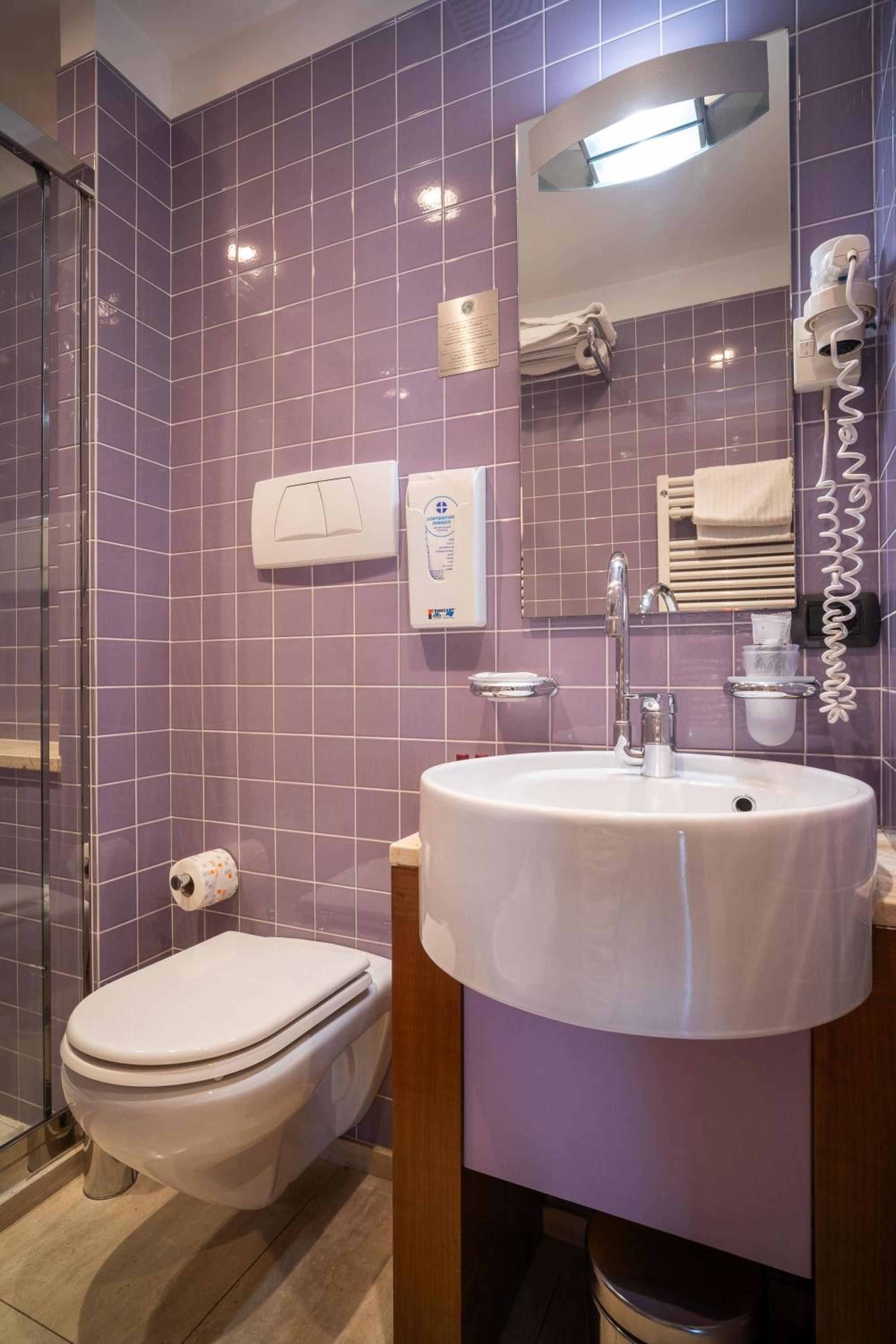 Junior Suite (2 Adults) - Photo 7