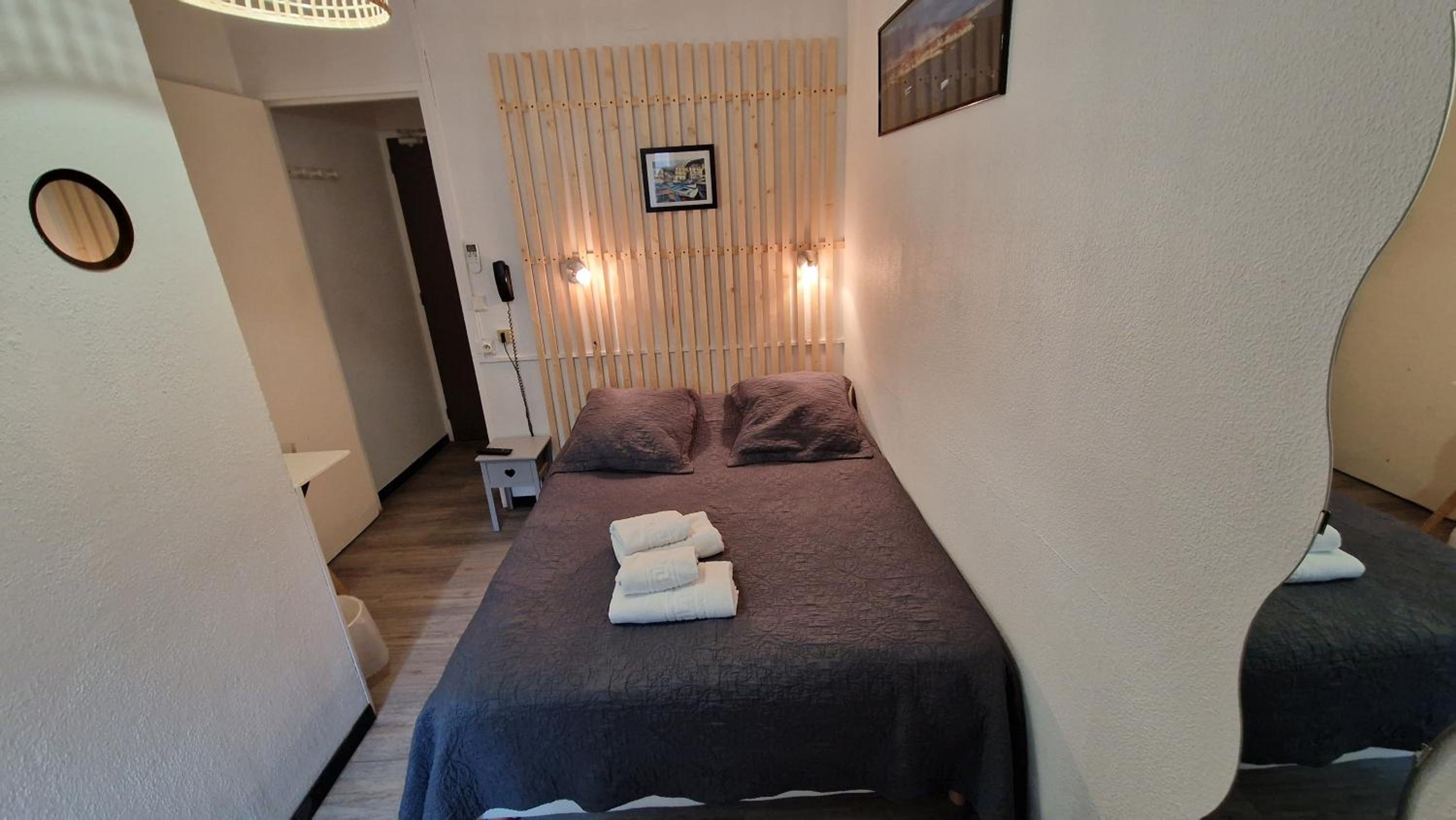 Standard Double Room photo 3