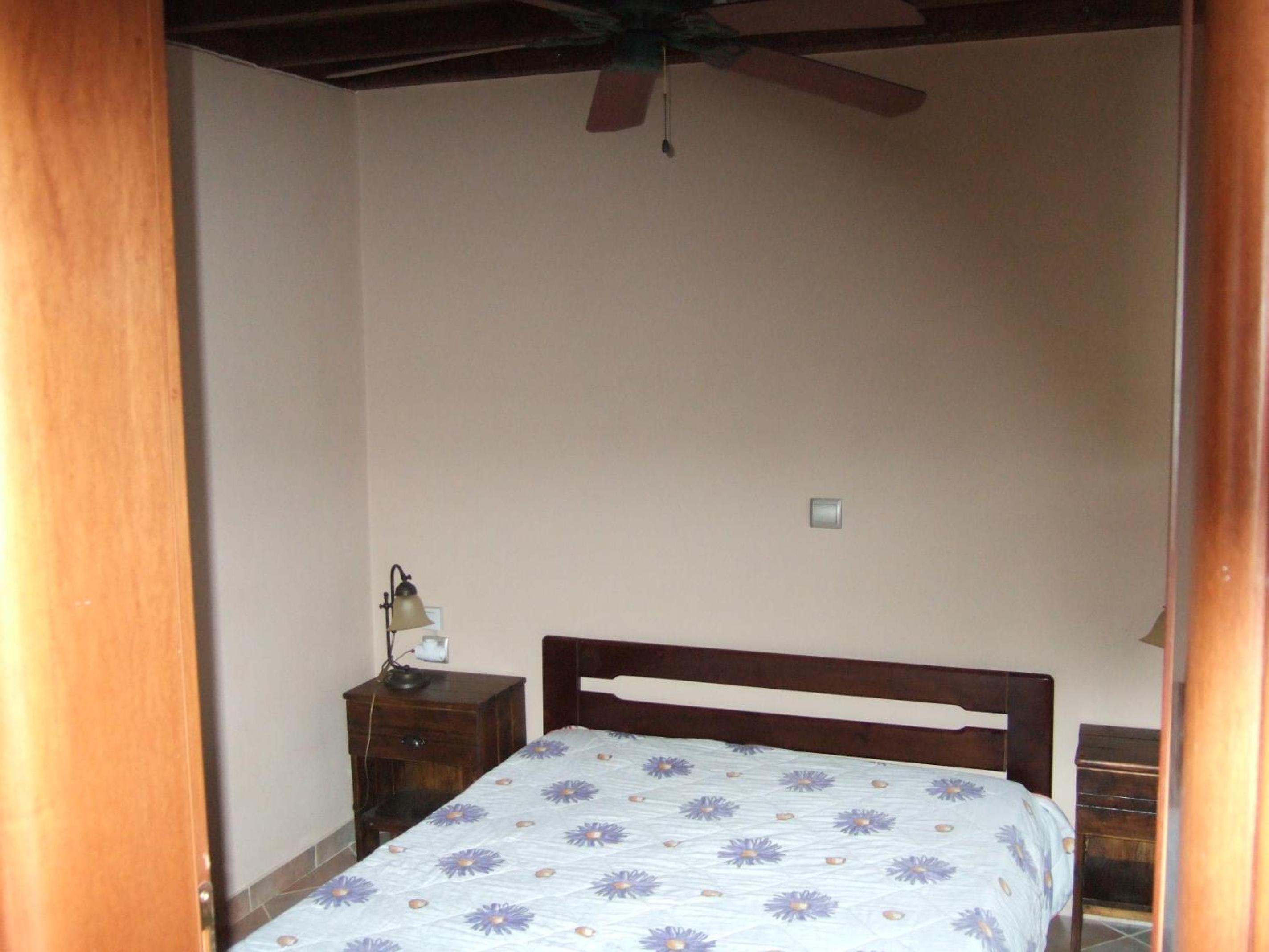 One-Bedroom House photo 1