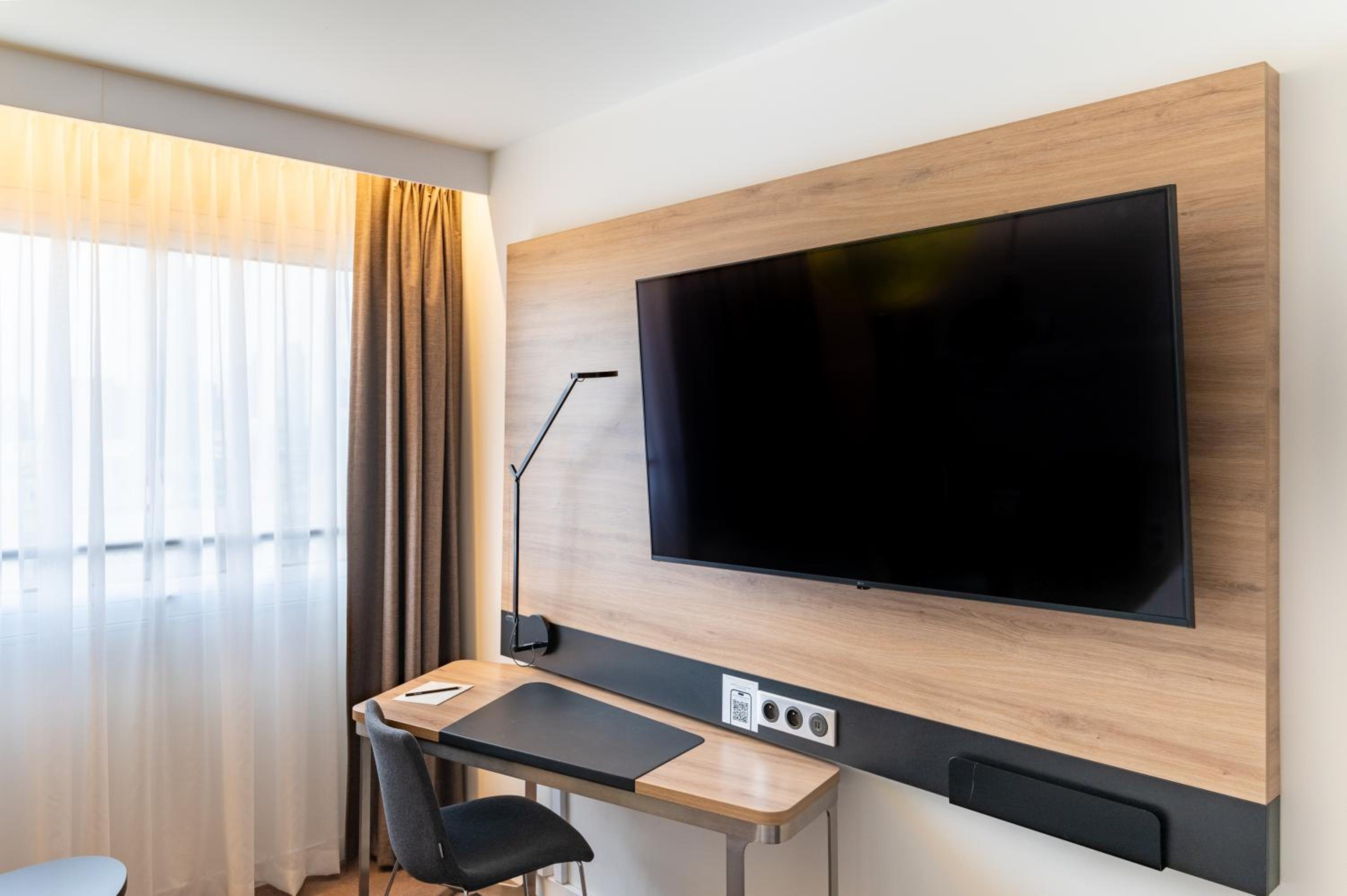 Executive Twin Room - Photo 4