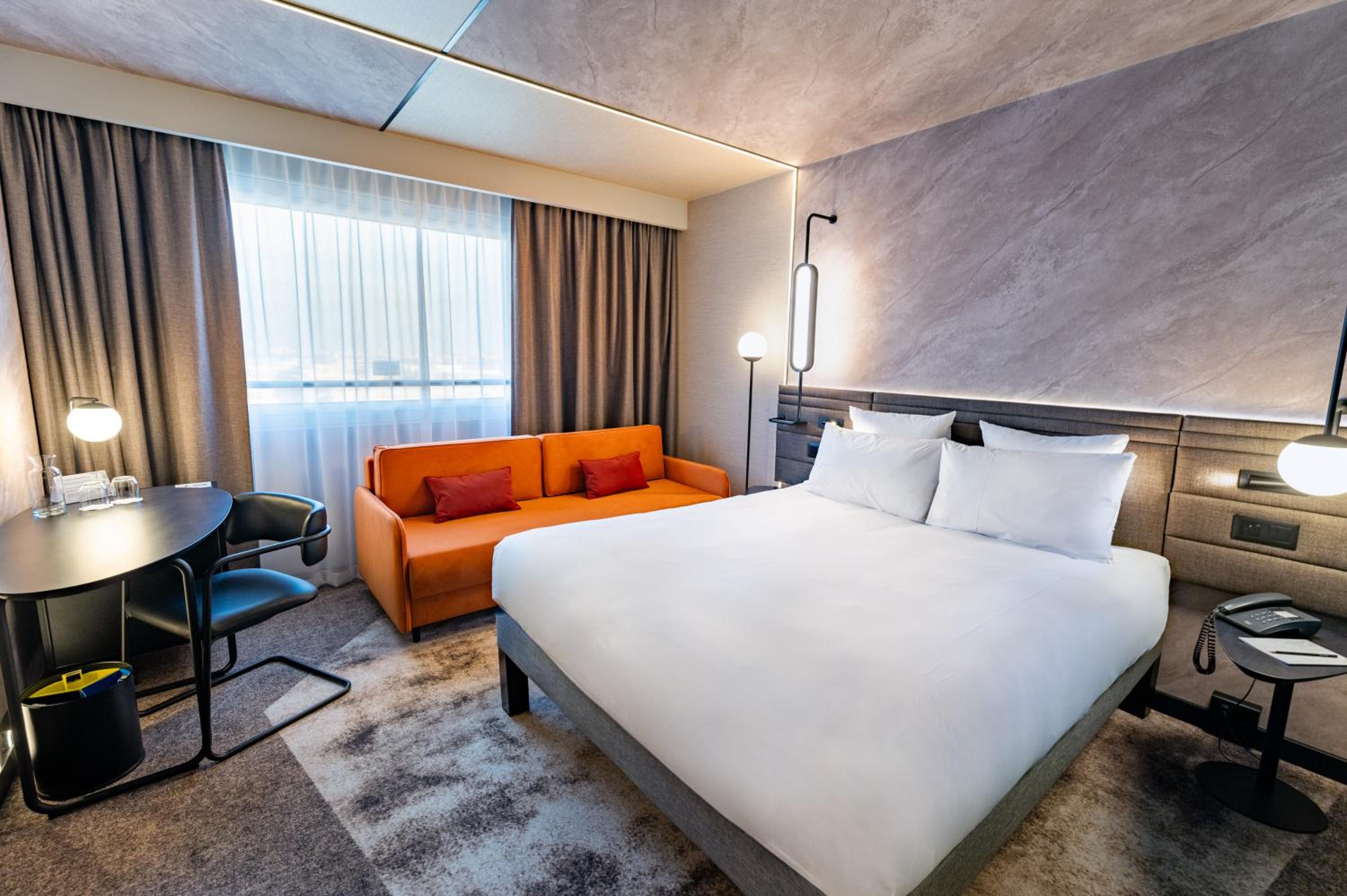 Standard Double Room with Sofa - Photo 6