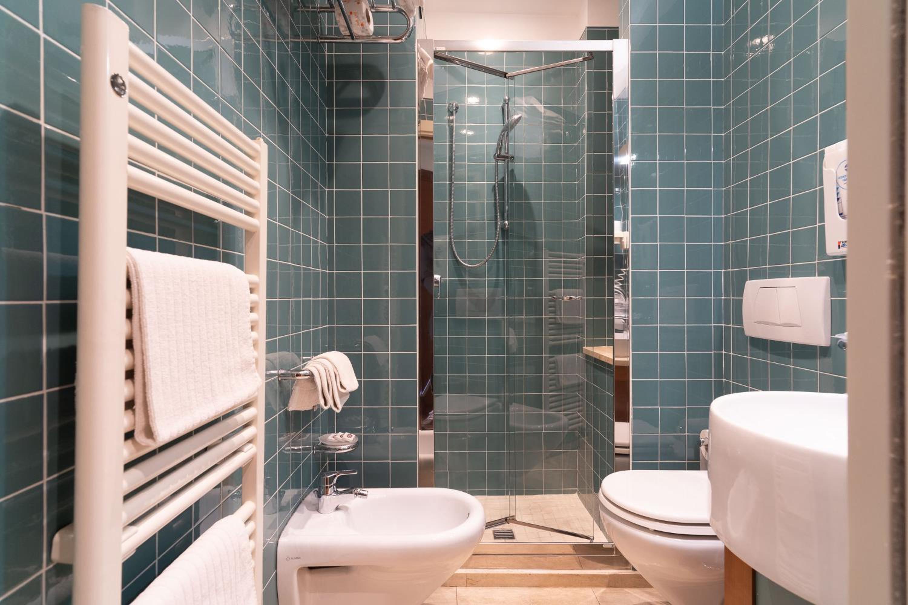 Triple Room - Photo 6