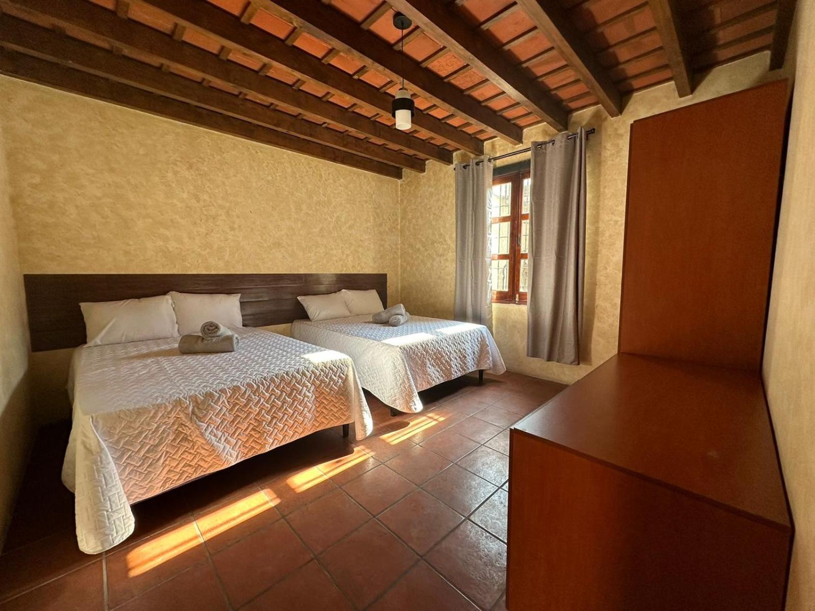 Quadruple Room with Shared Bathroom