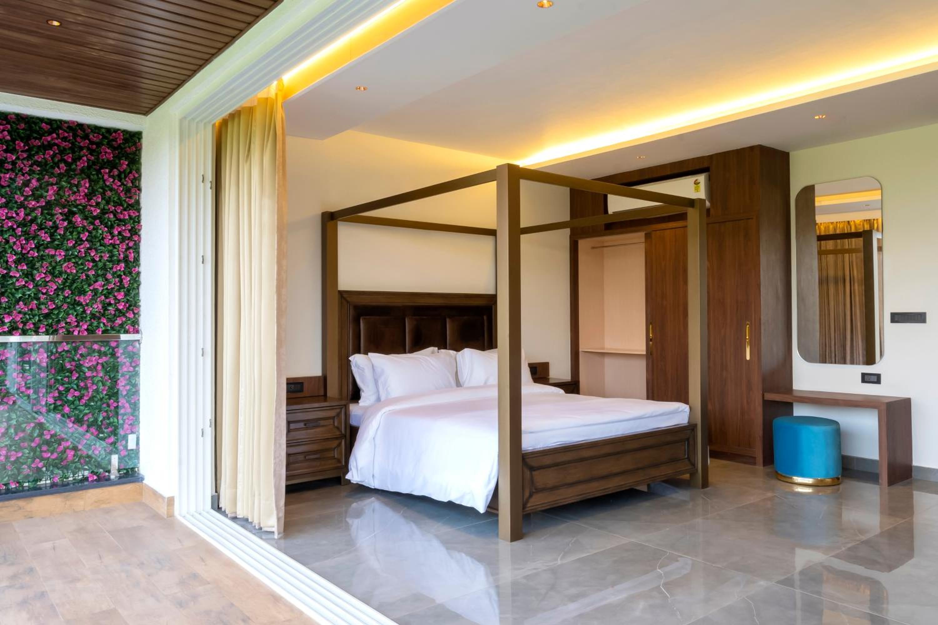Rainflower Premium 4 Bedroom Villa With Infinity Pool and Jaccuzi photo 2