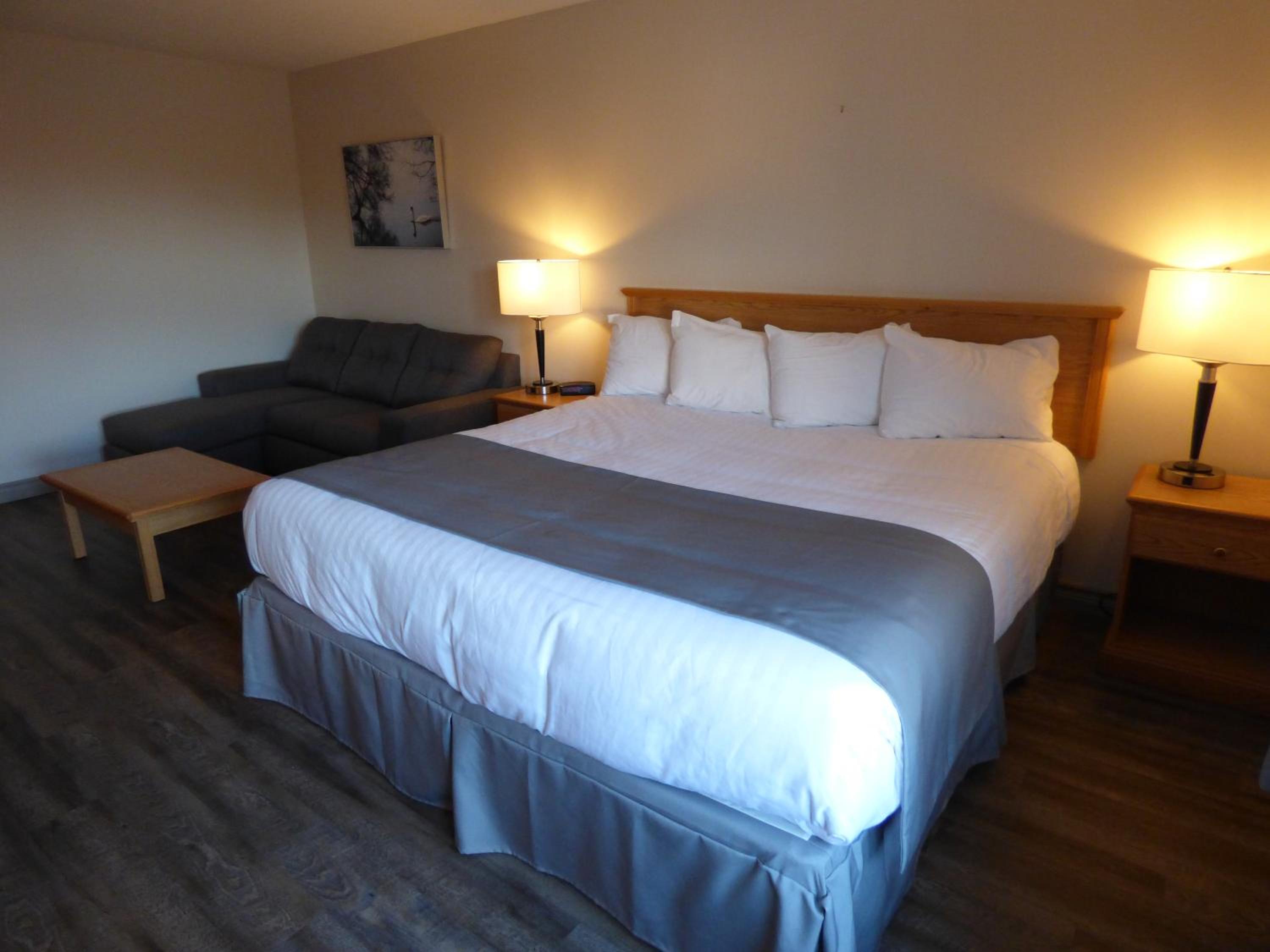 Comfort King Room photo 2