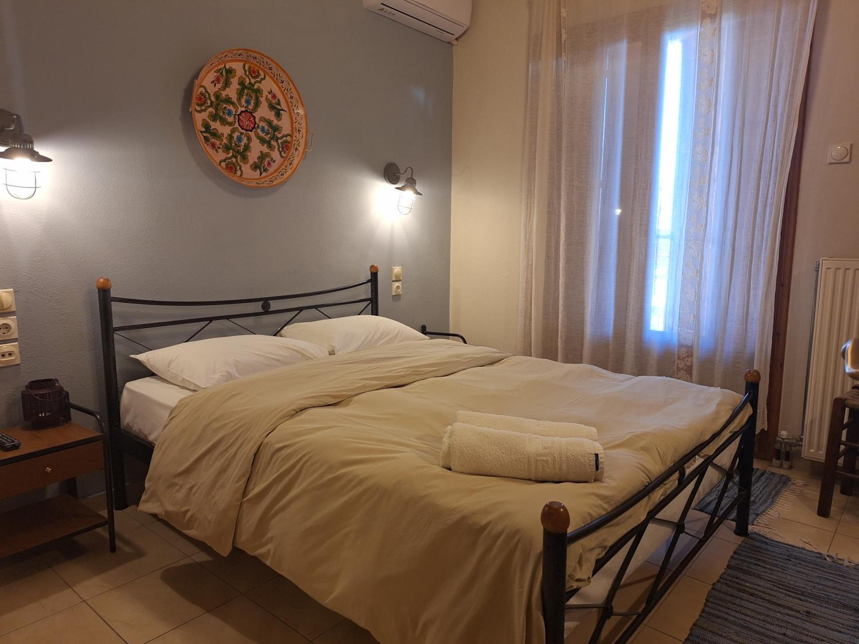 Small Double Room photo 2