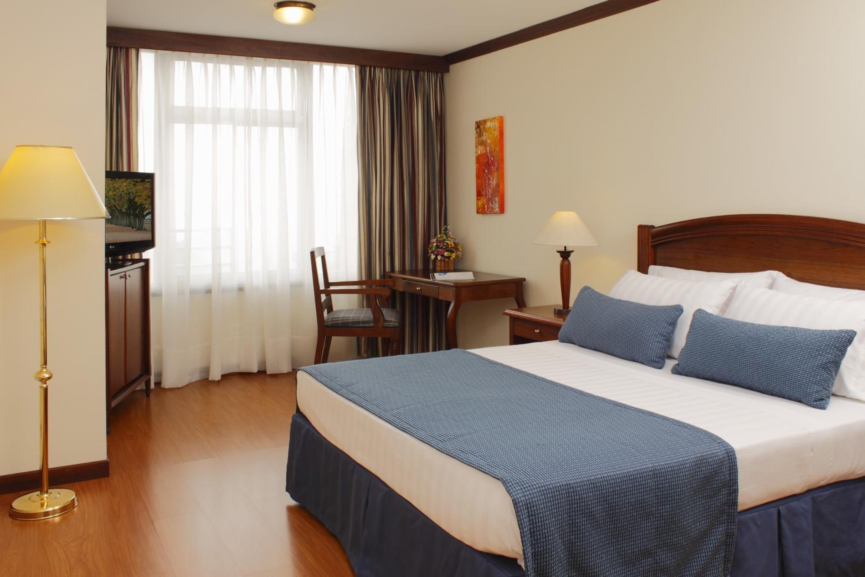 Queen Room - Photo 5