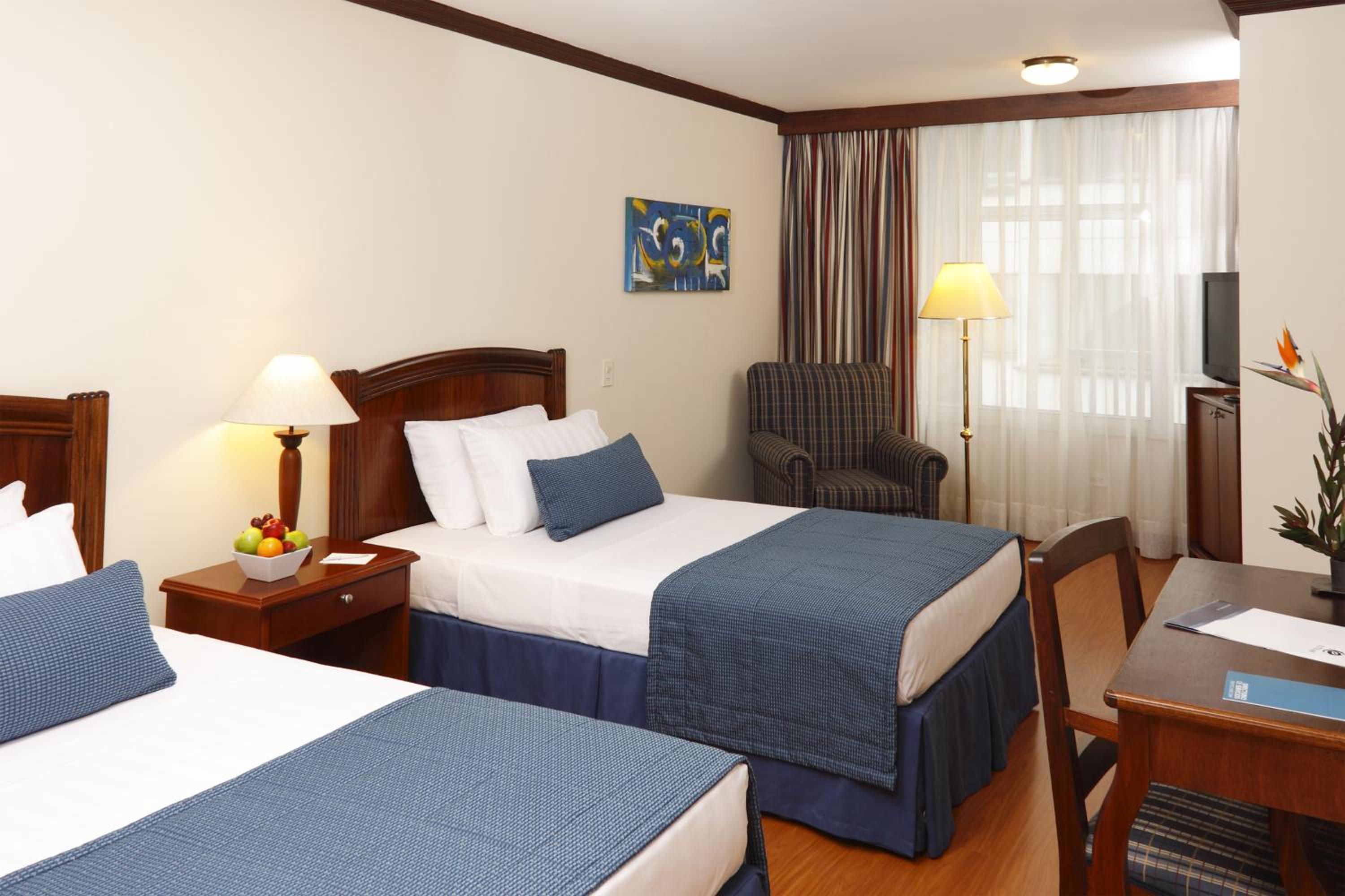 Twin Room - Photo 5