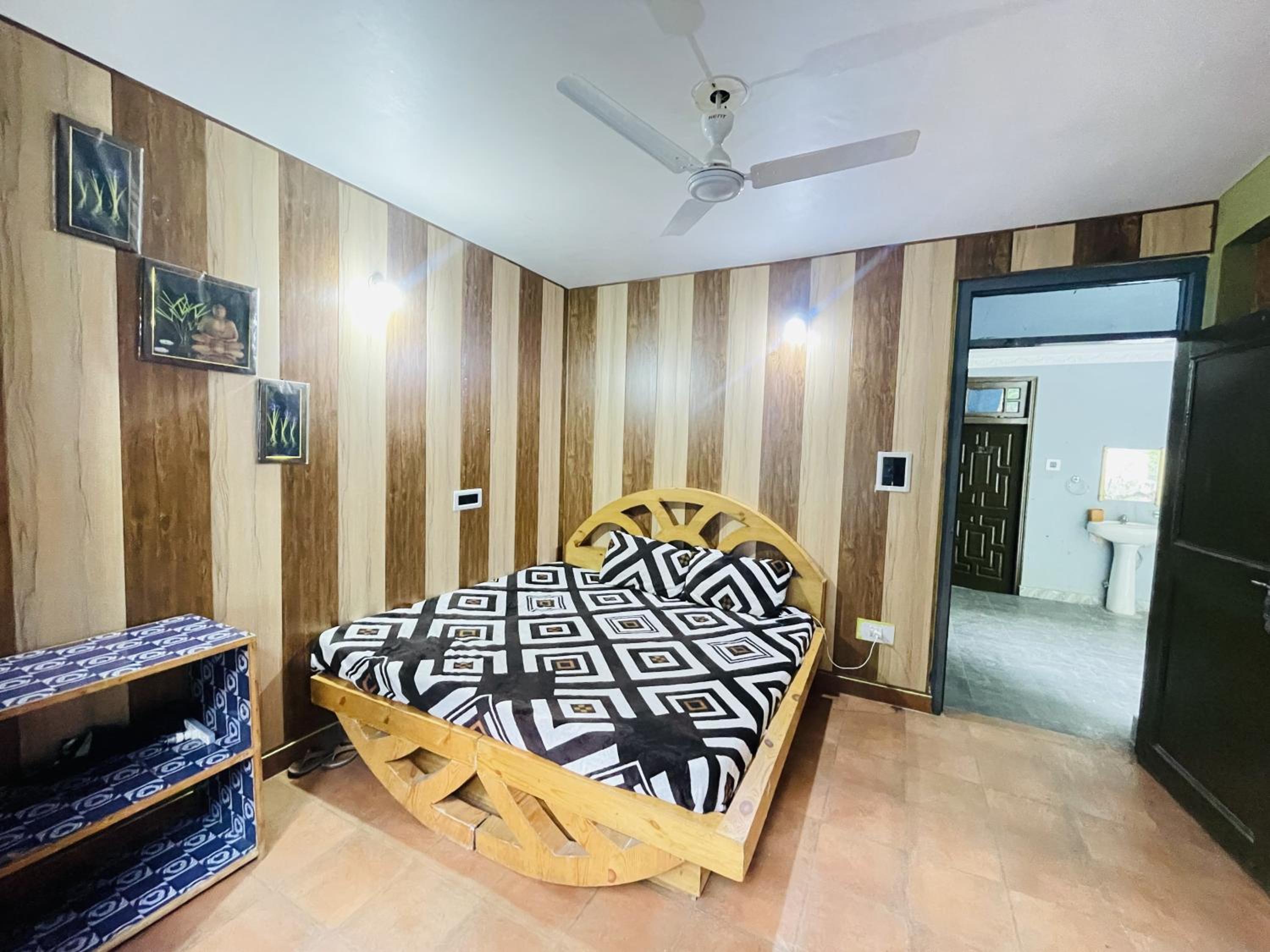 Double Room with Shared Toilet photo 1