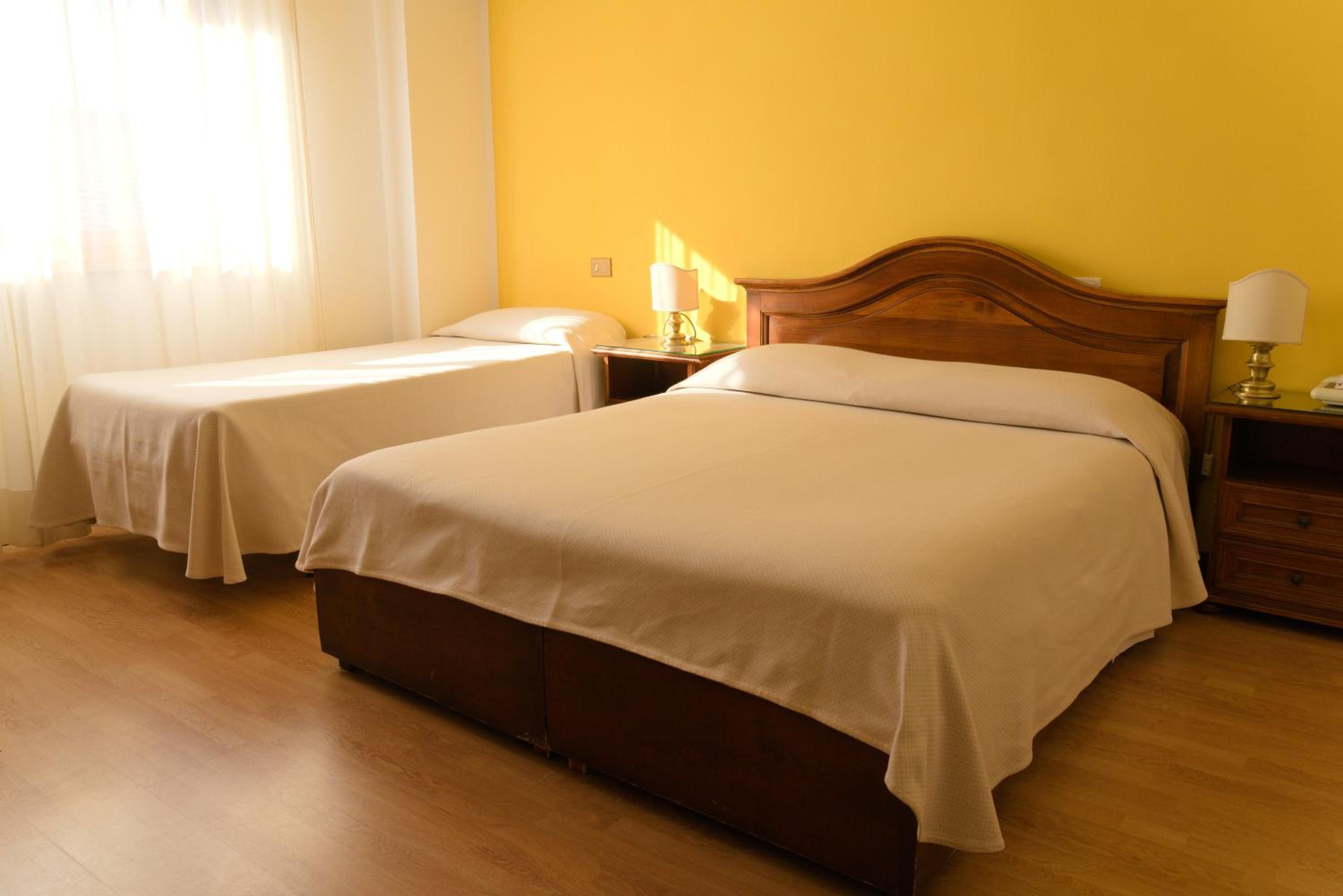 Triple Room - Photo 3