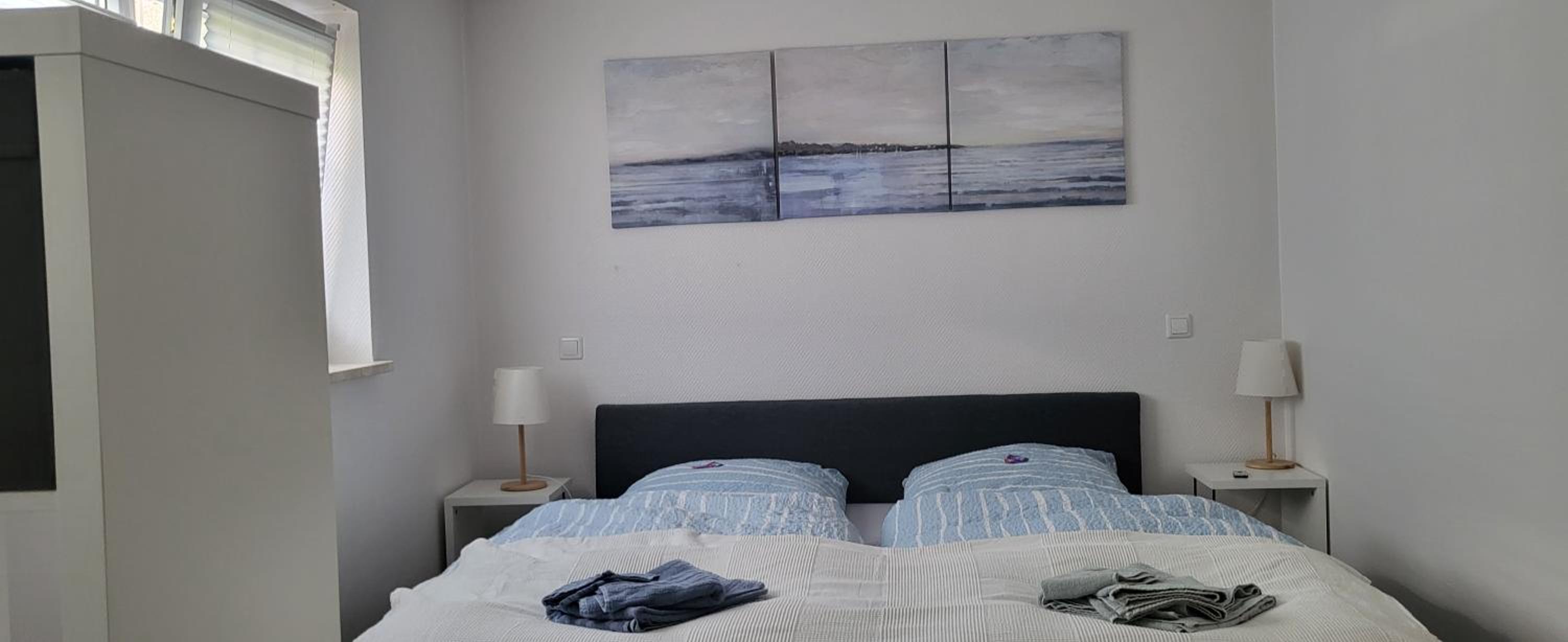 One-Bedroom Apartment photo 1