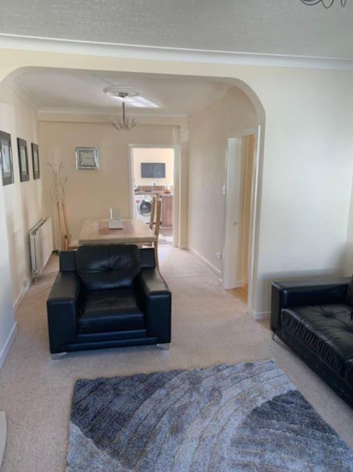Villa photo 1