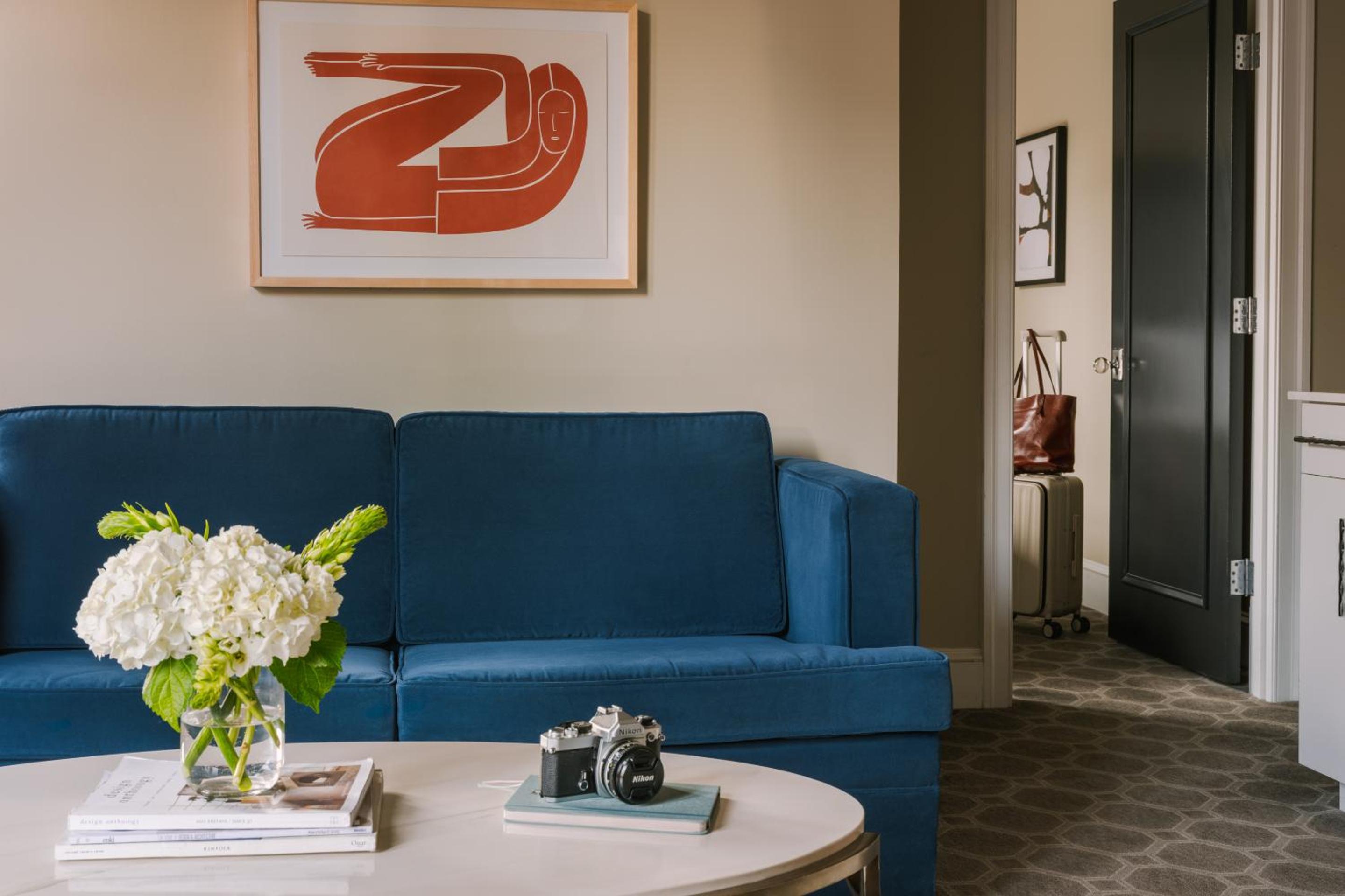 Queen Suite photo 2