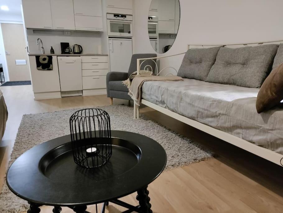 One-Bedroom Apartment photo 3