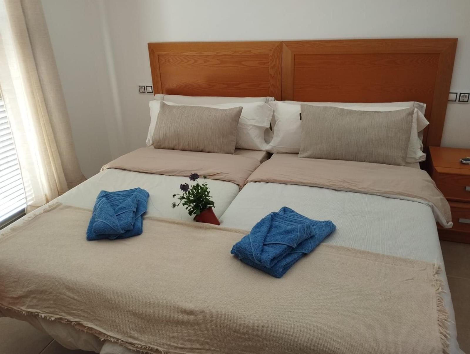 Villa de Tres Habitaciones