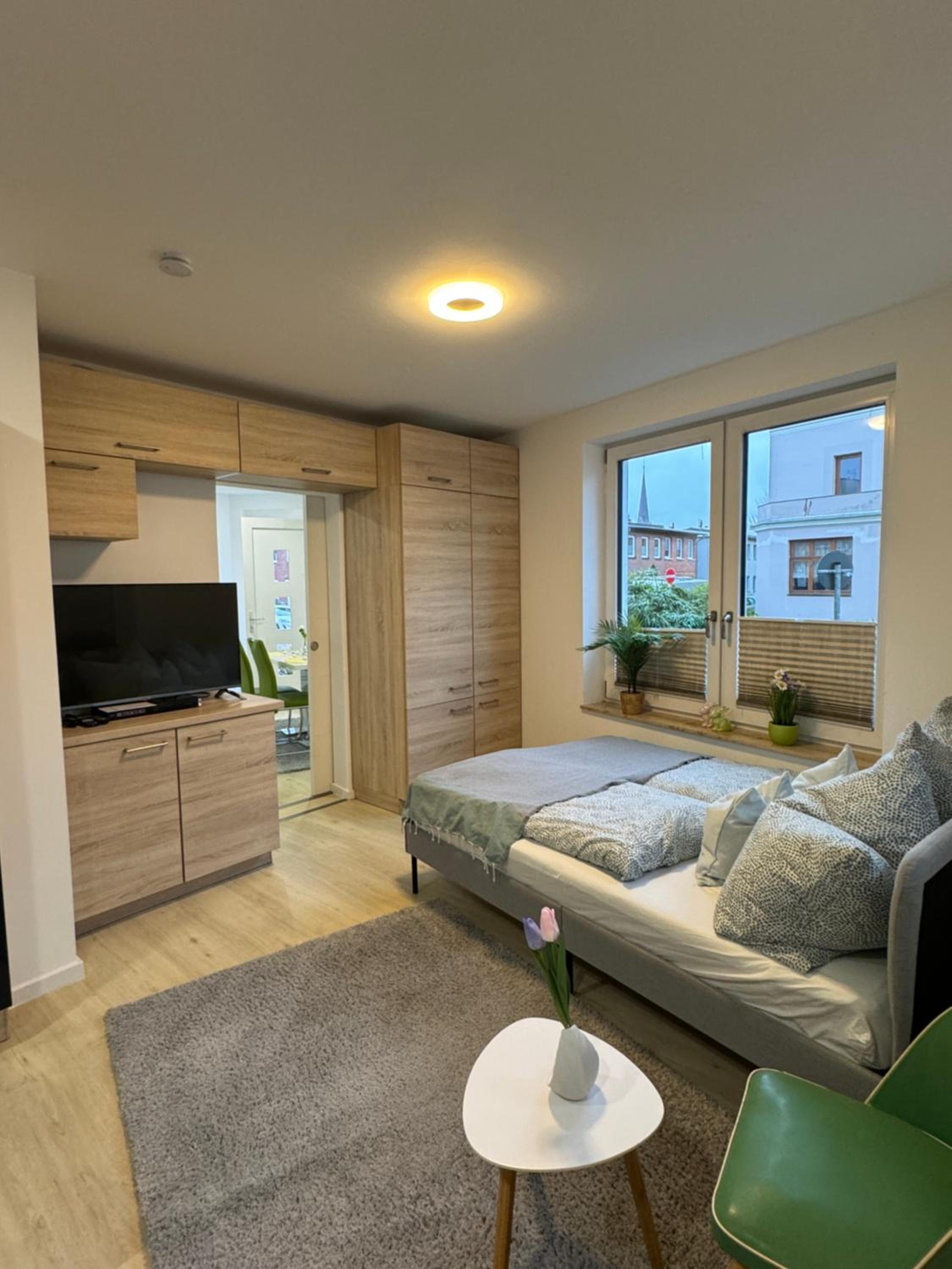 One-Bedroom Apartment - Photo 10