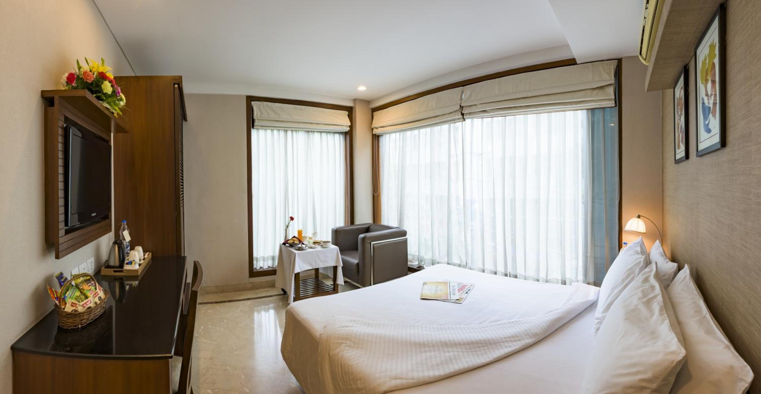 Deluxe Double or Twin Room - Photo 9