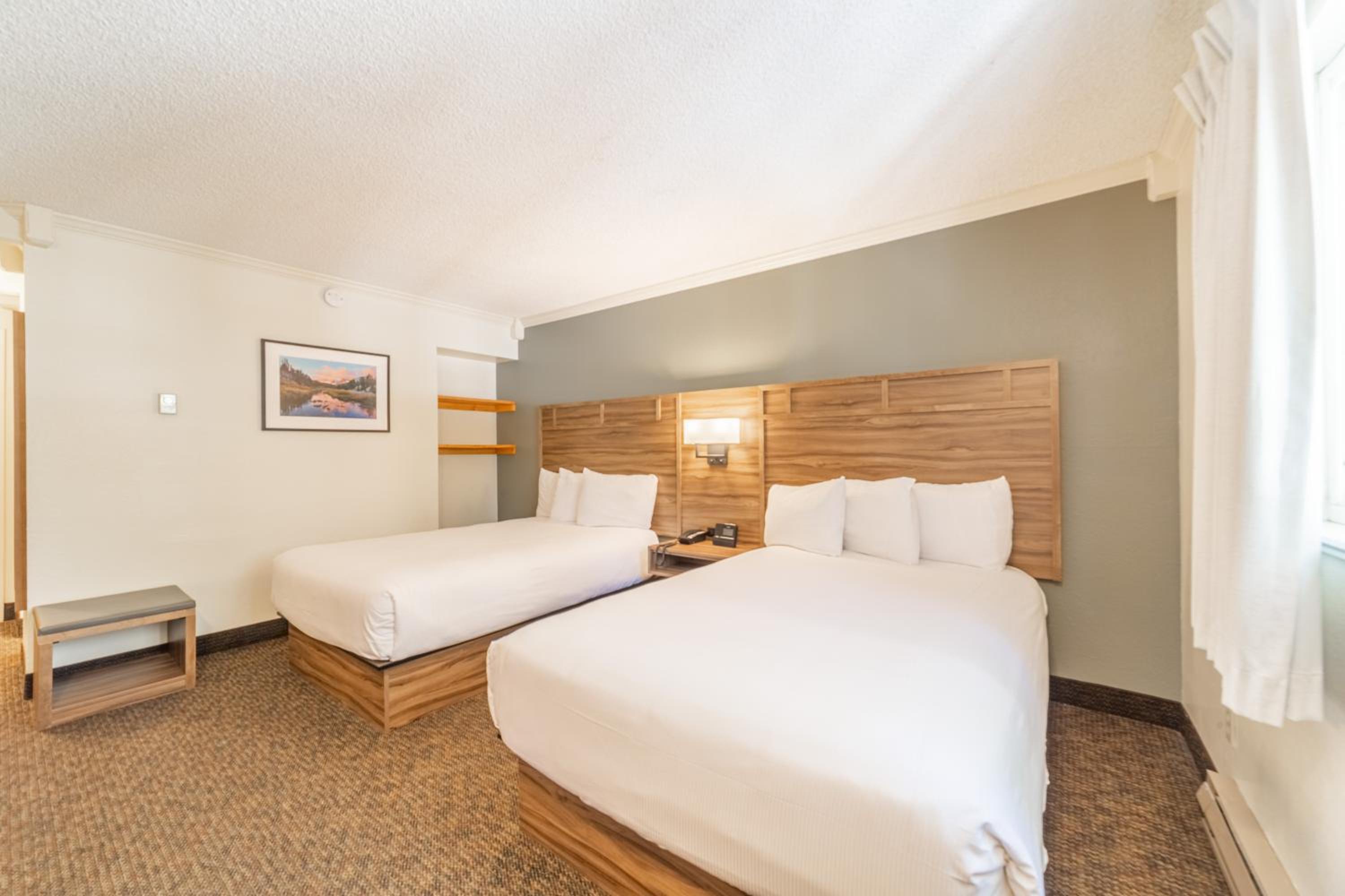 Double Room with Two Double Beds - Photo 8