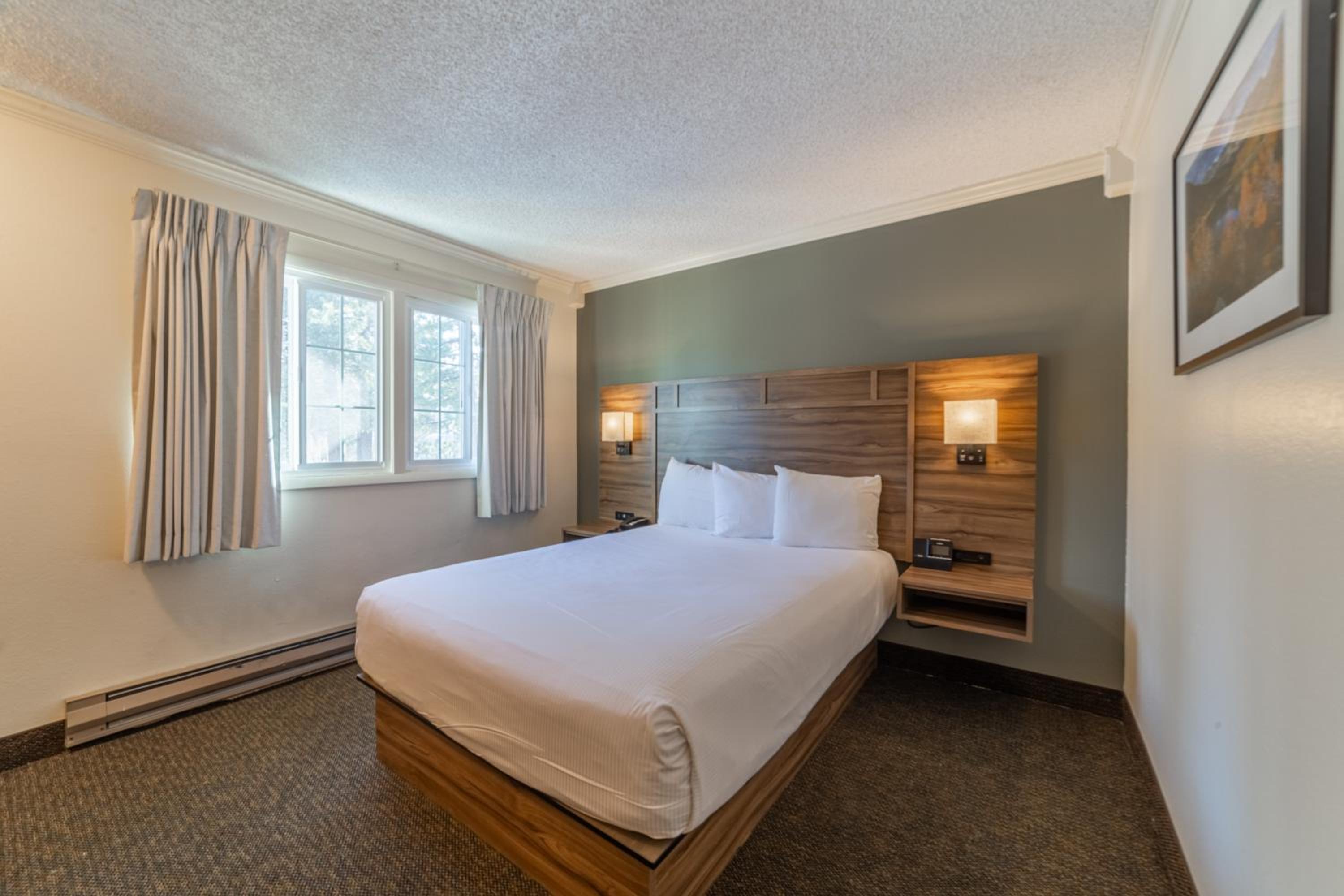 Queen Room - Photo 1