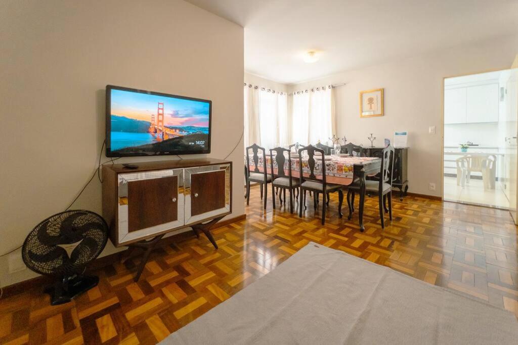 Three-Bedroom Apartment photo 1