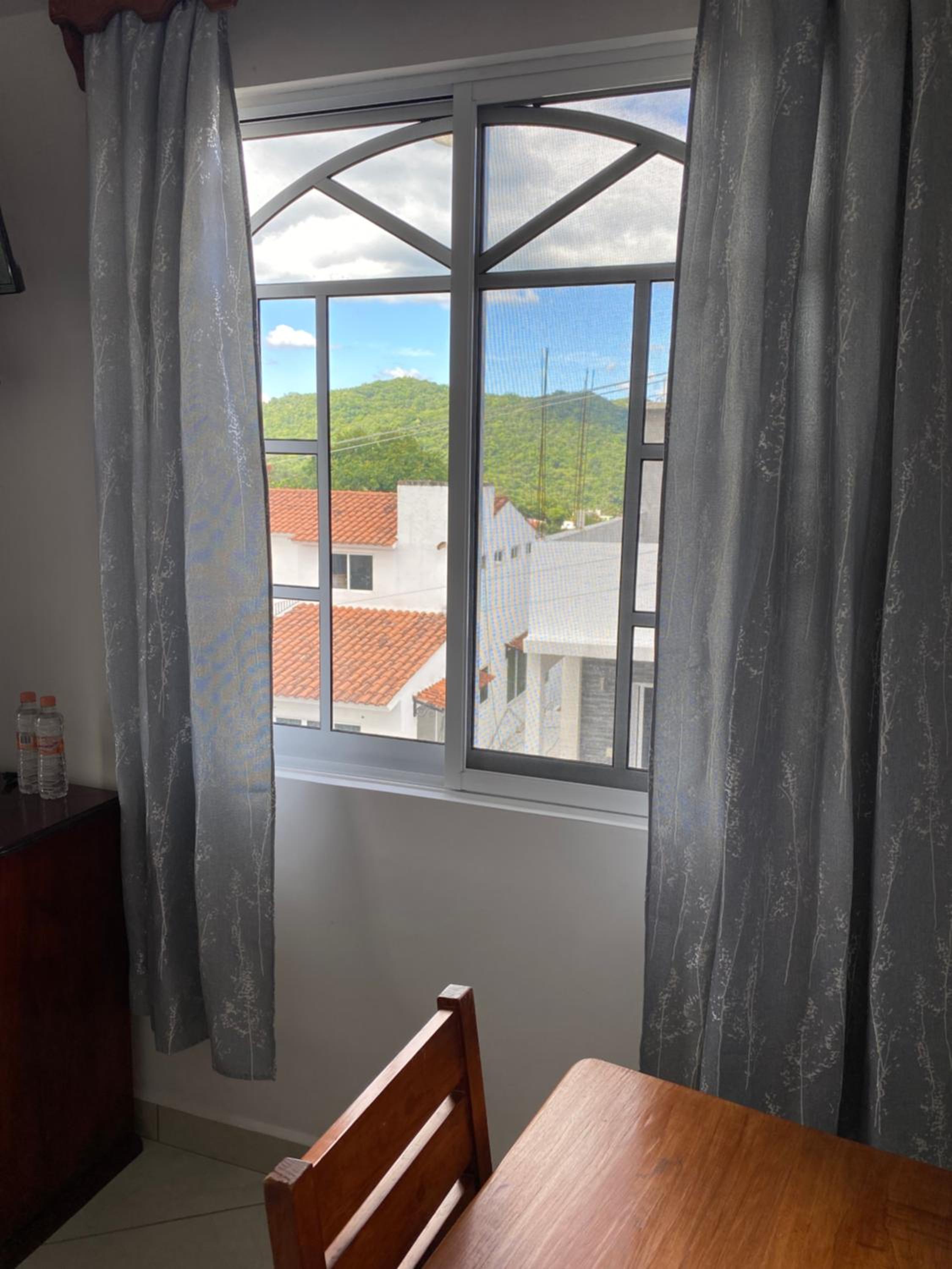 Deluxe Room - Photo 7